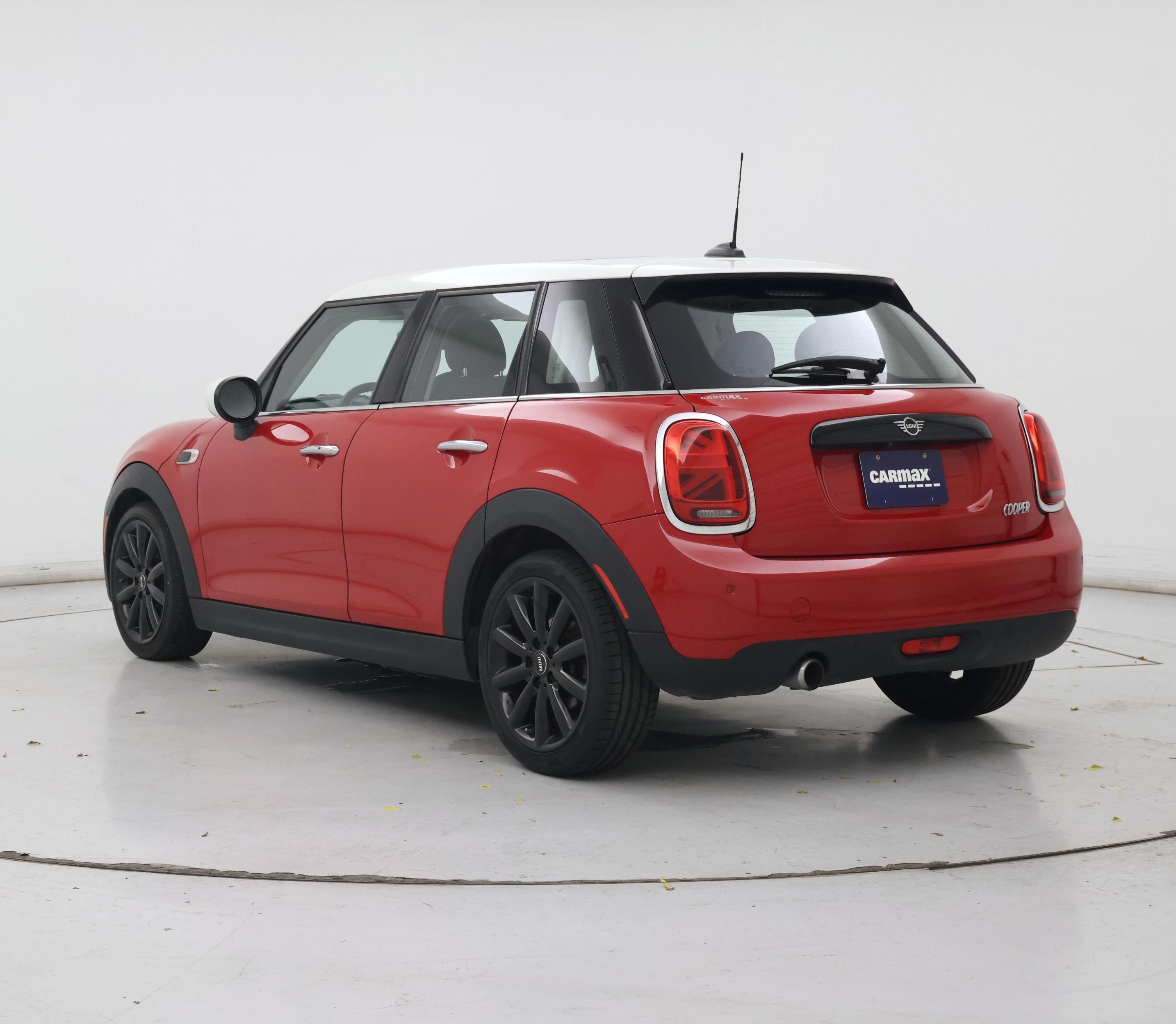 Thumbnail: 2020 MINI Cooper Hardtop - 2