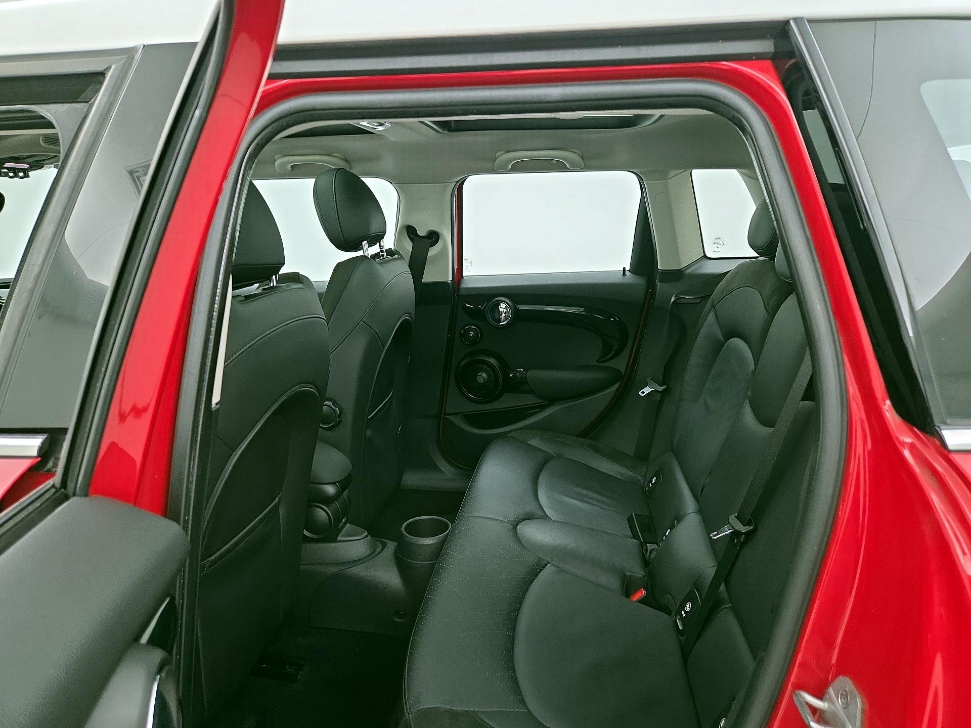 Thumbnail: 2020 MINI Cooper Hardtop - 20