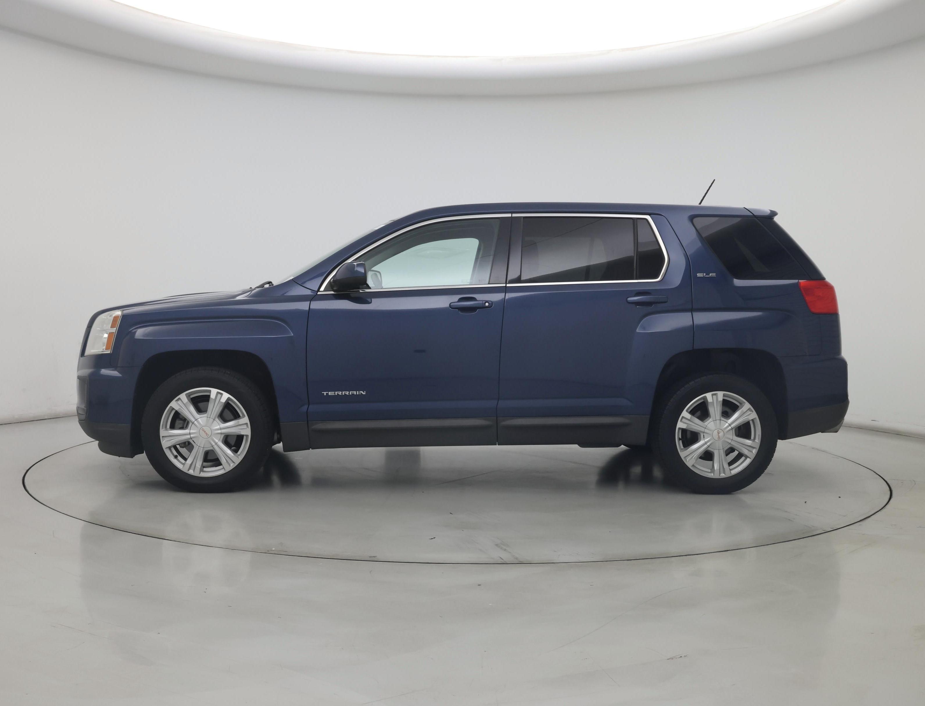 Thumbnail: 2017 GMC Terrain - 3