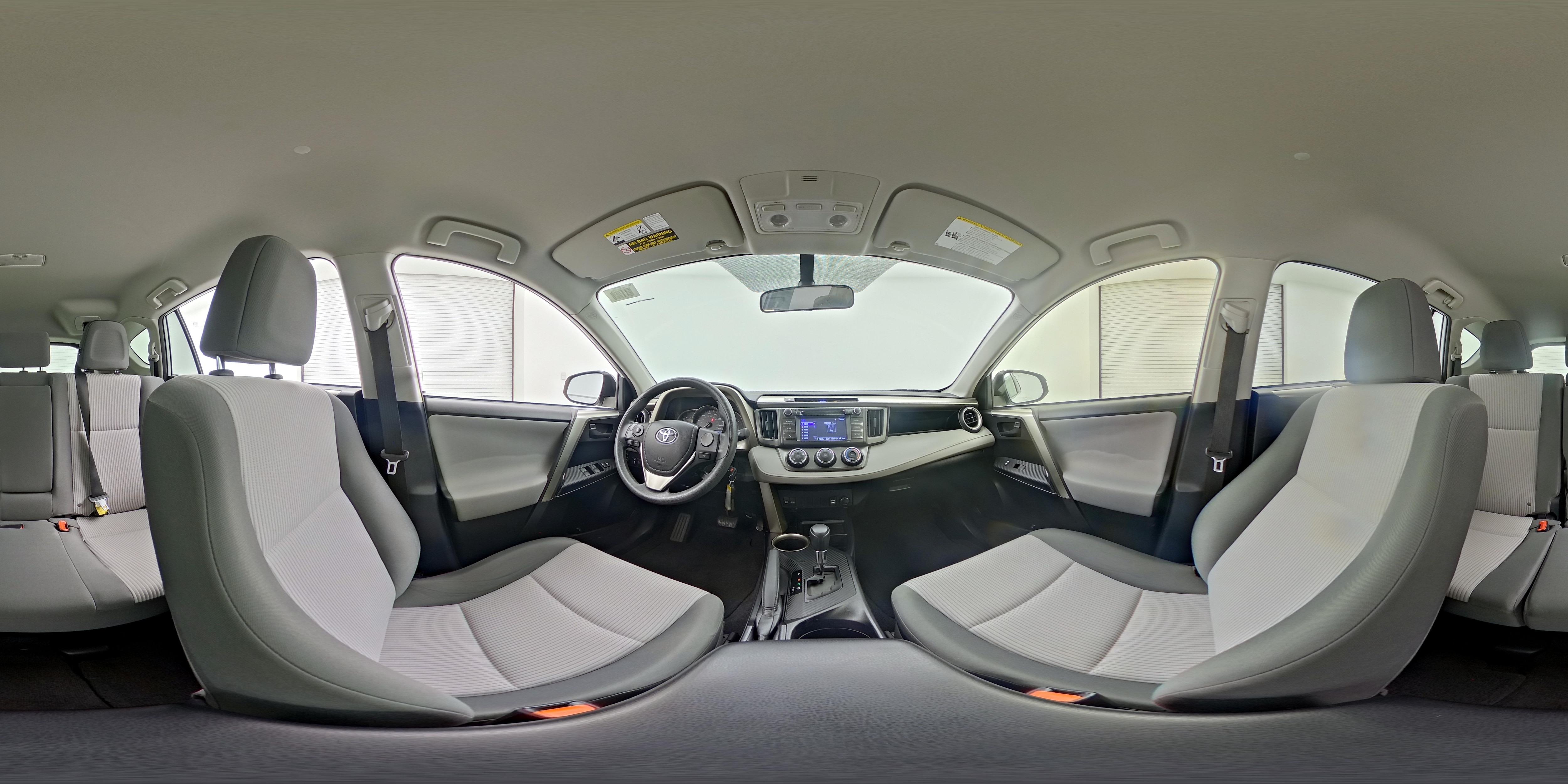 2015 Toyota RAV4 LE - Photo 23