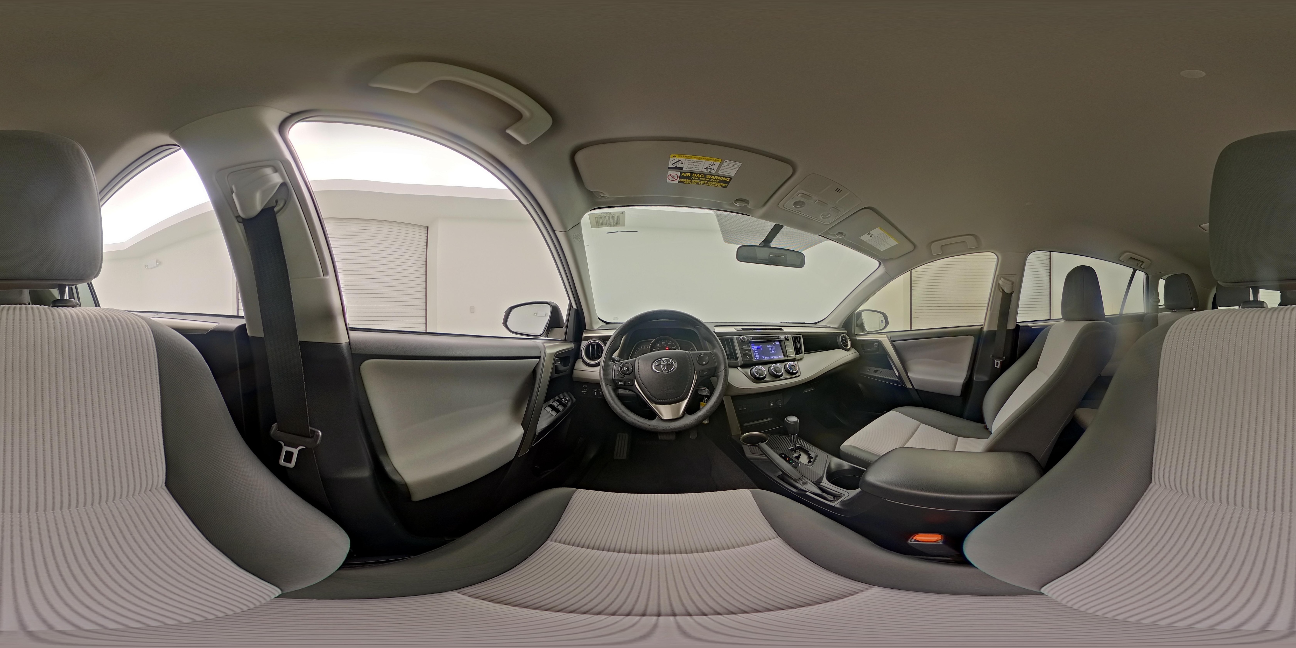 2015 Toyota RAV4 LE - Photo 25