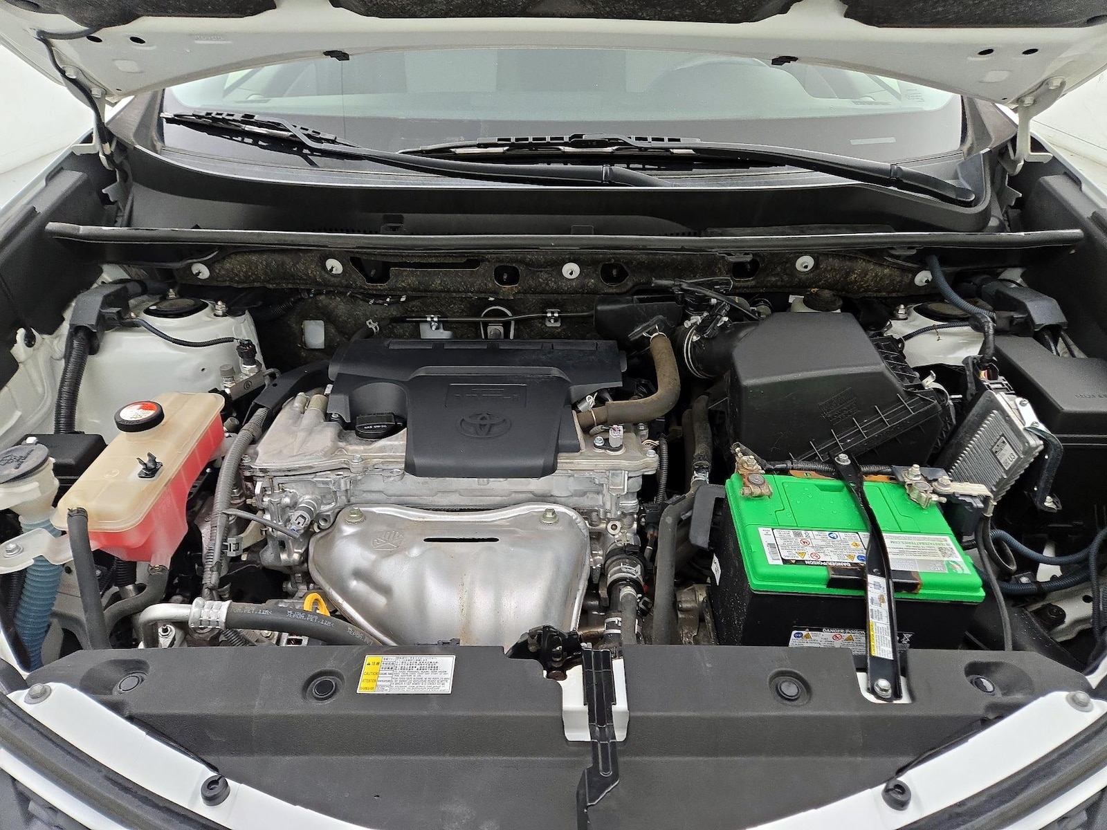 2015 Toyota RAV4 LE - Photo 21