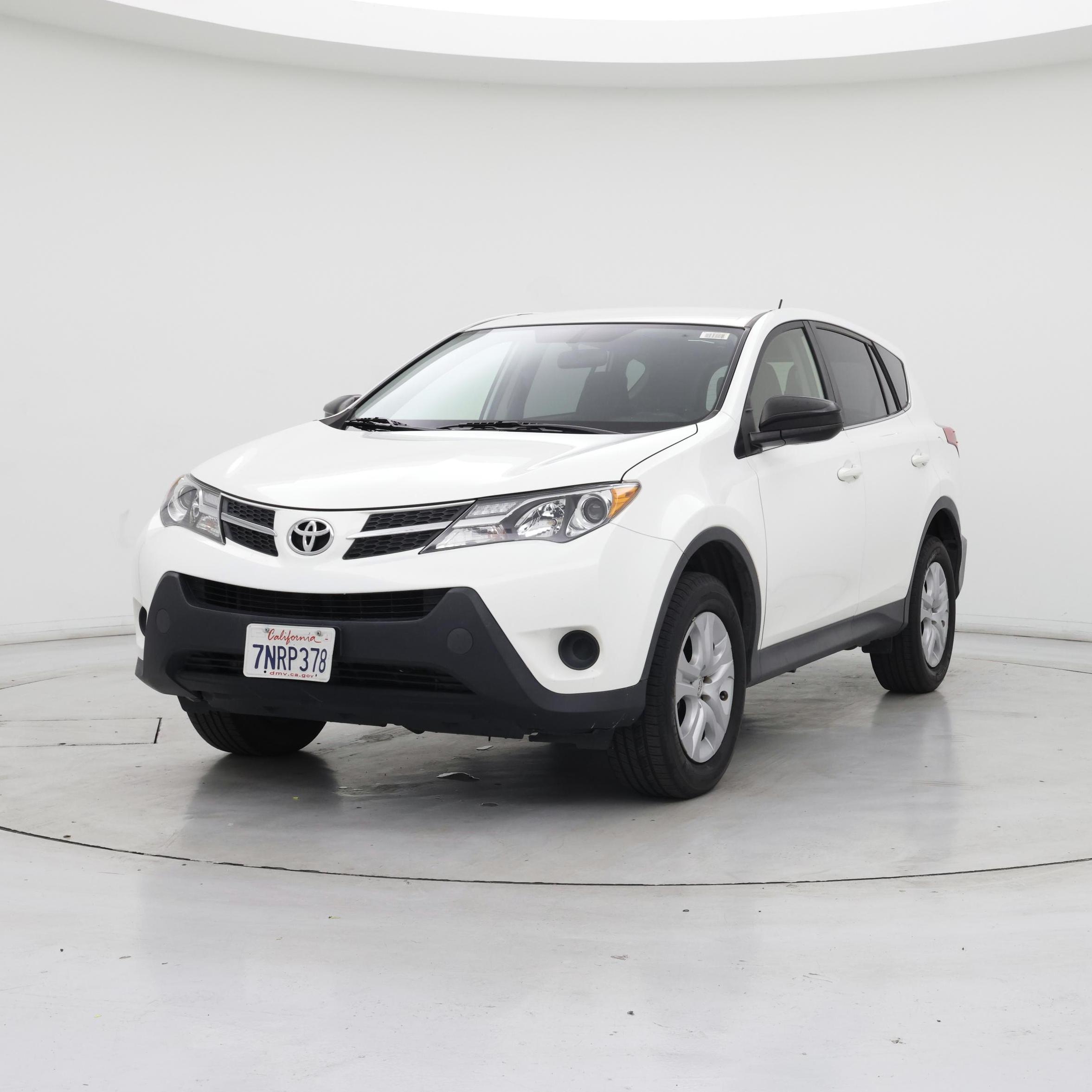 Thumbnail: 2015 Toyota RAV4 - 4
