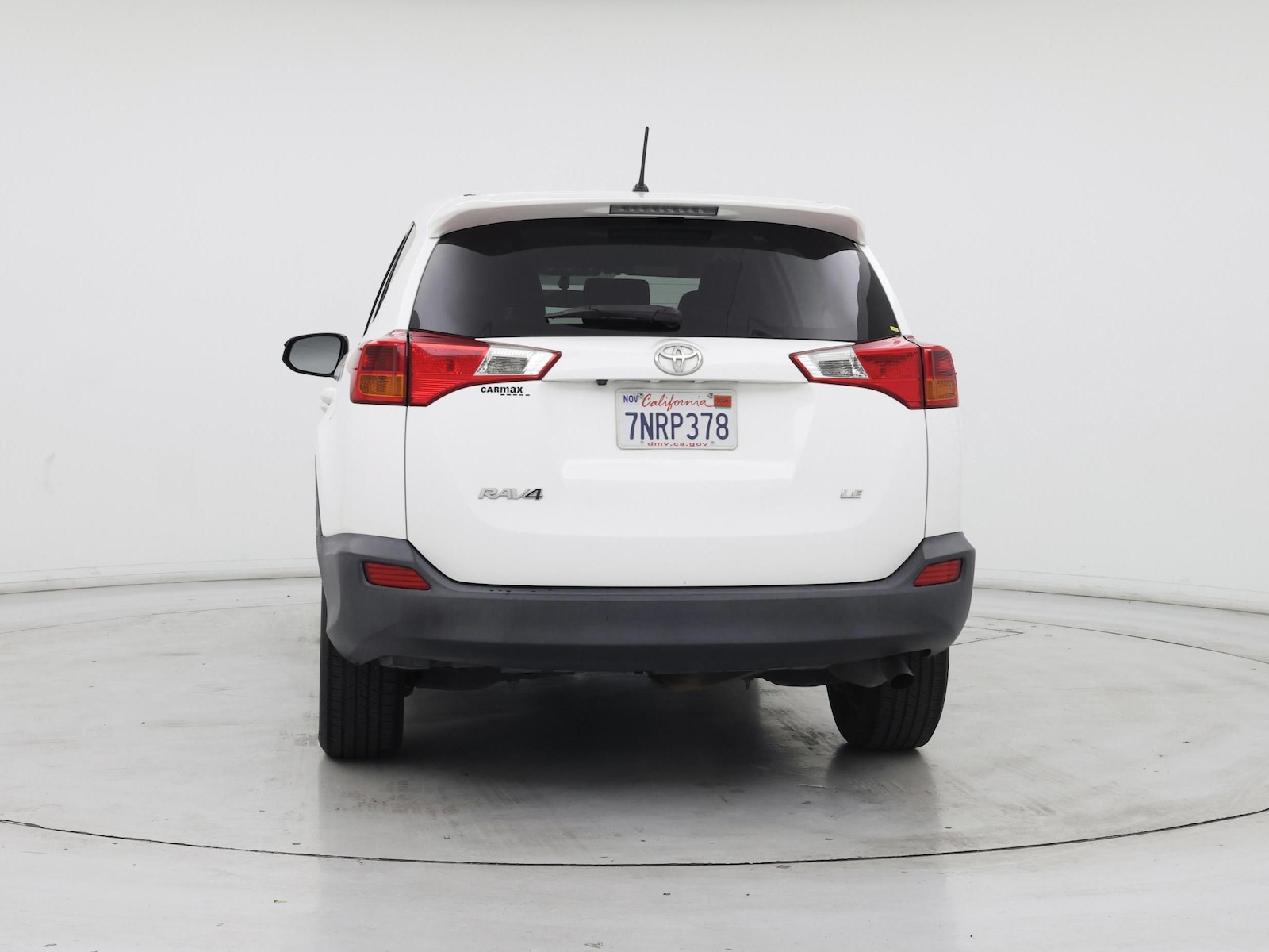 2015 Toyota RAV4 LE - Photo 7