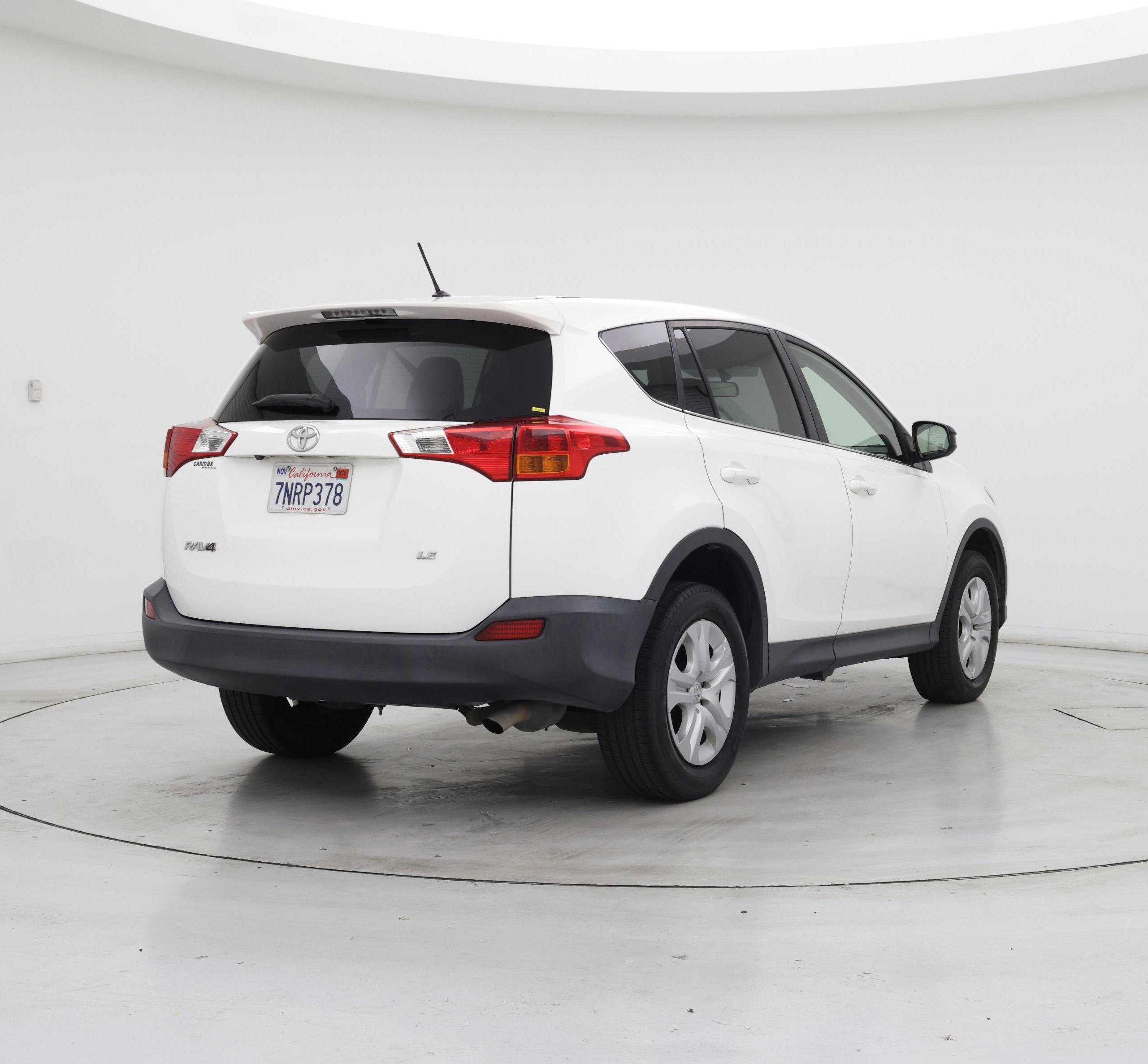 Thumbnail: 2015 Toyota RAV4 - 8
