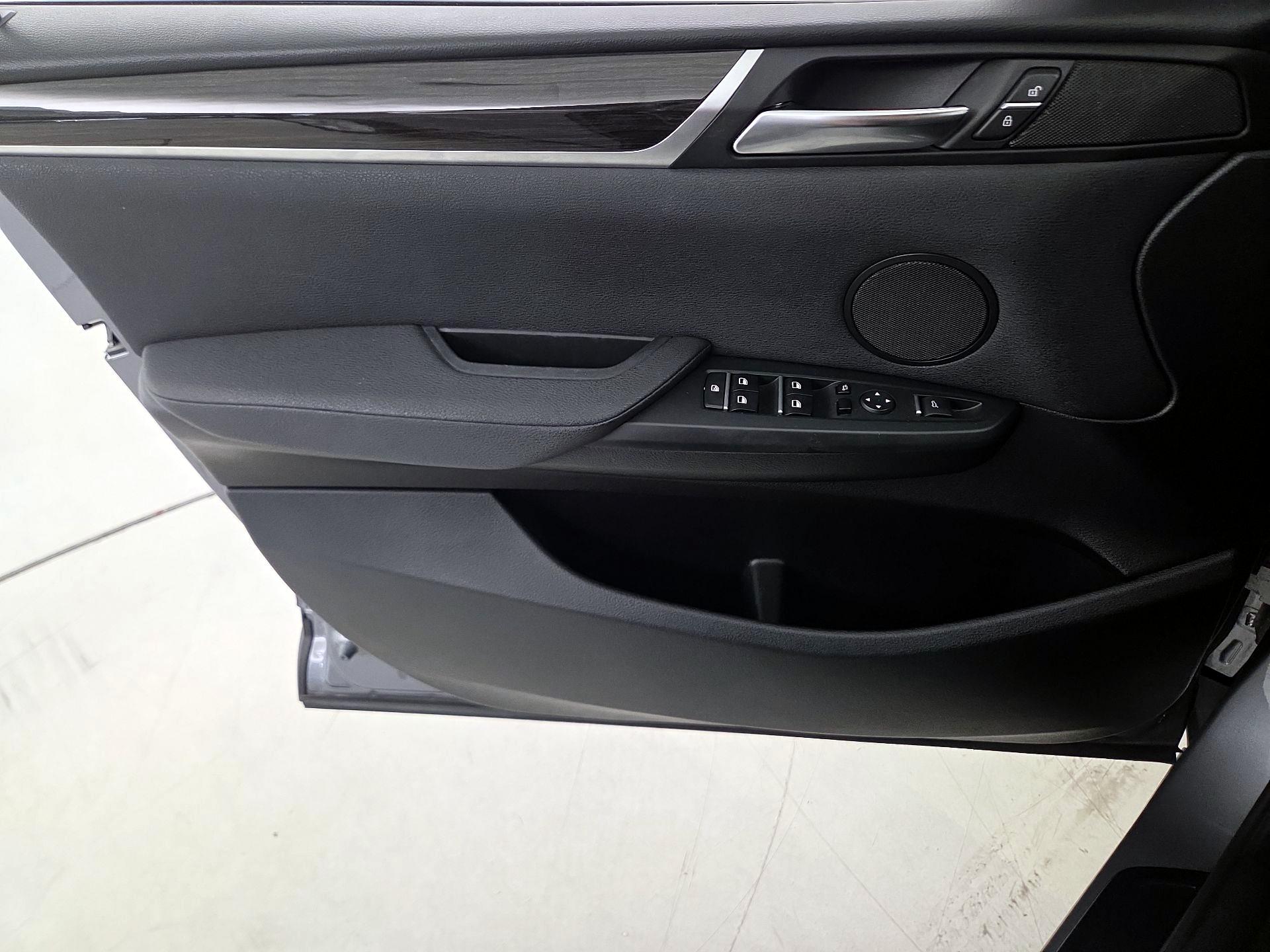 Thumbnail: 2016 BMW X3 - 12
