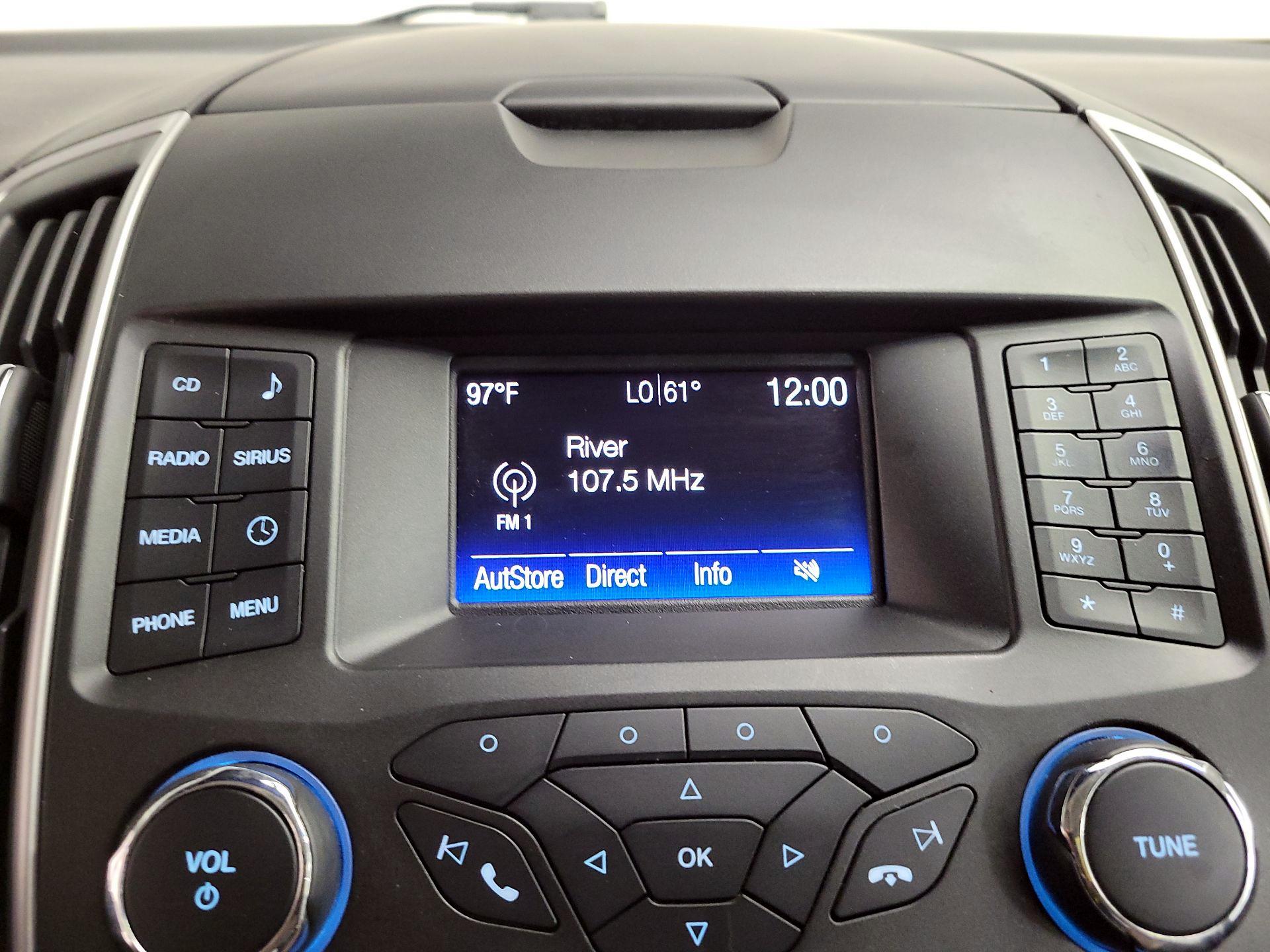 Thumbnail: 2016 Ford Edge - 15