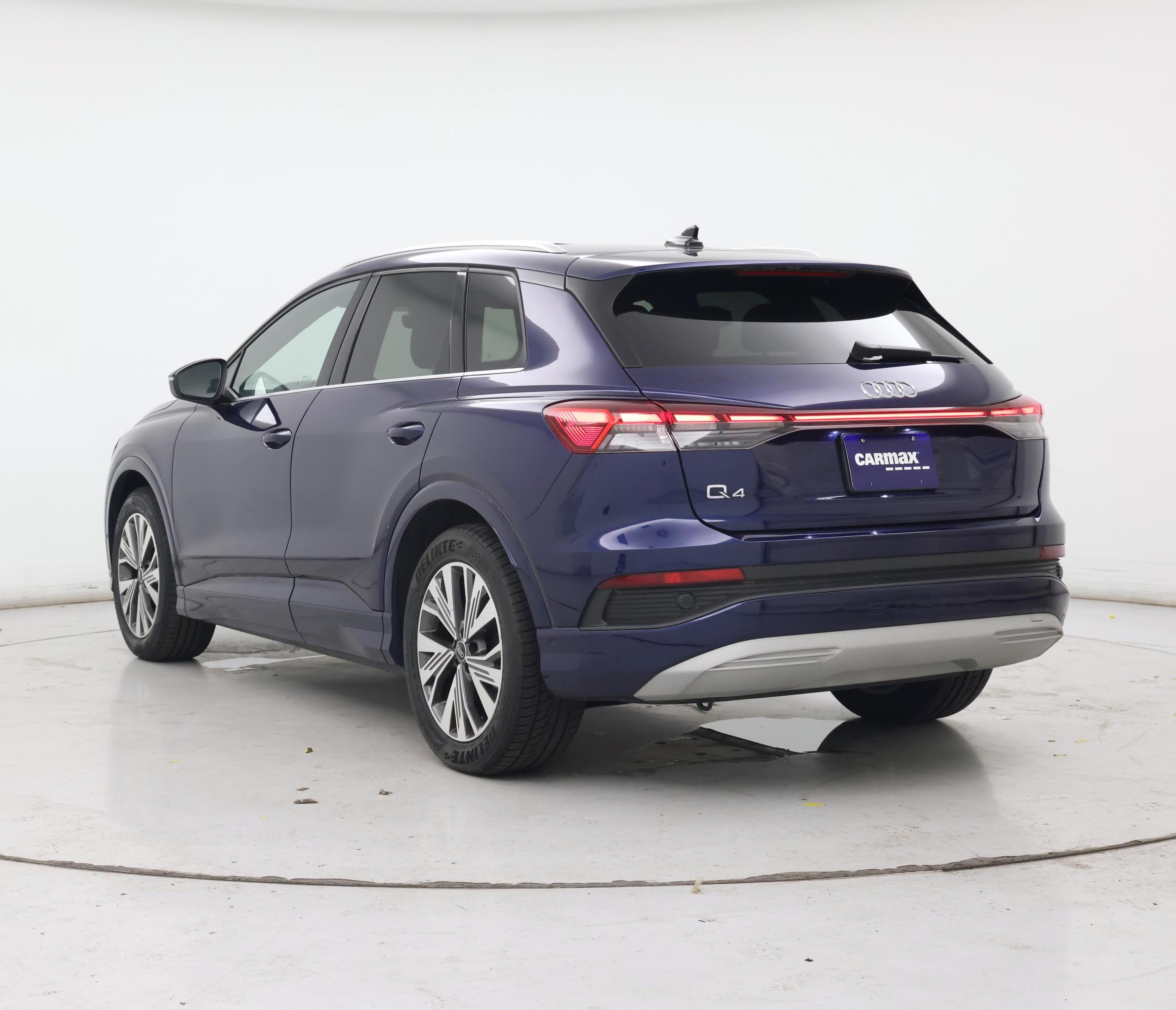Thumbnail: 2023 Audi Q4 e-tron - 2