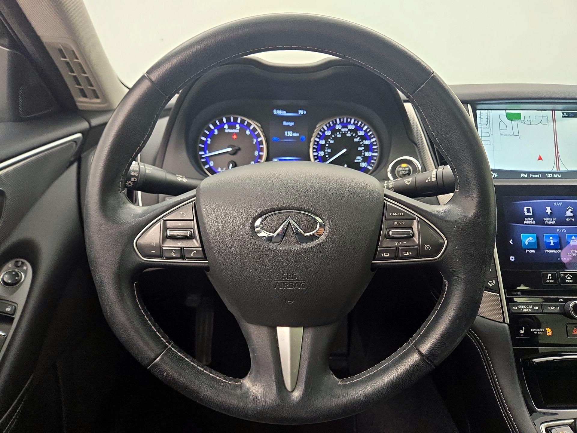 Thumbnail: 2014 INFINITI Q50 - 10