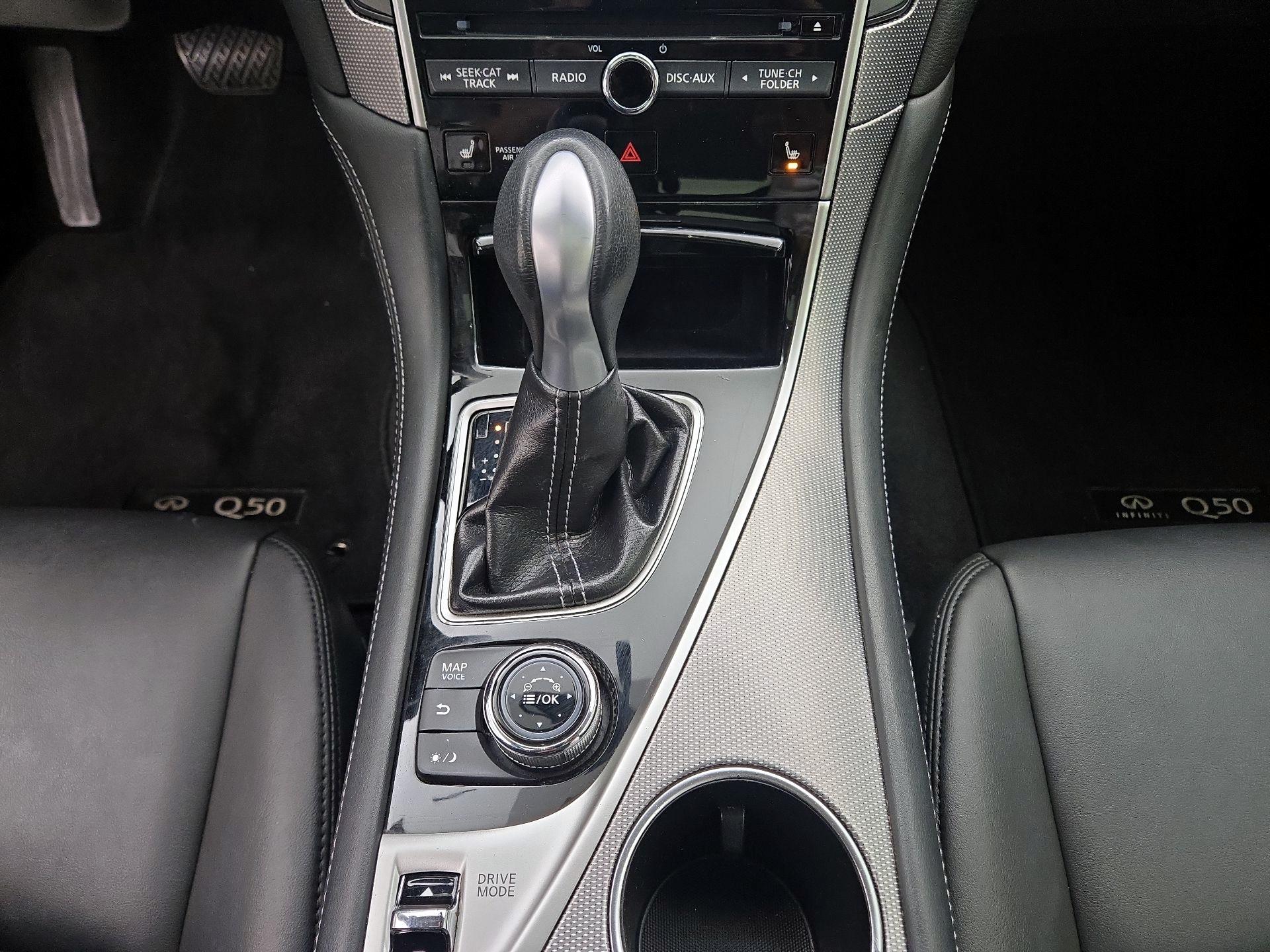 Thumbnail: 2014 INFINITI Q50 - 18