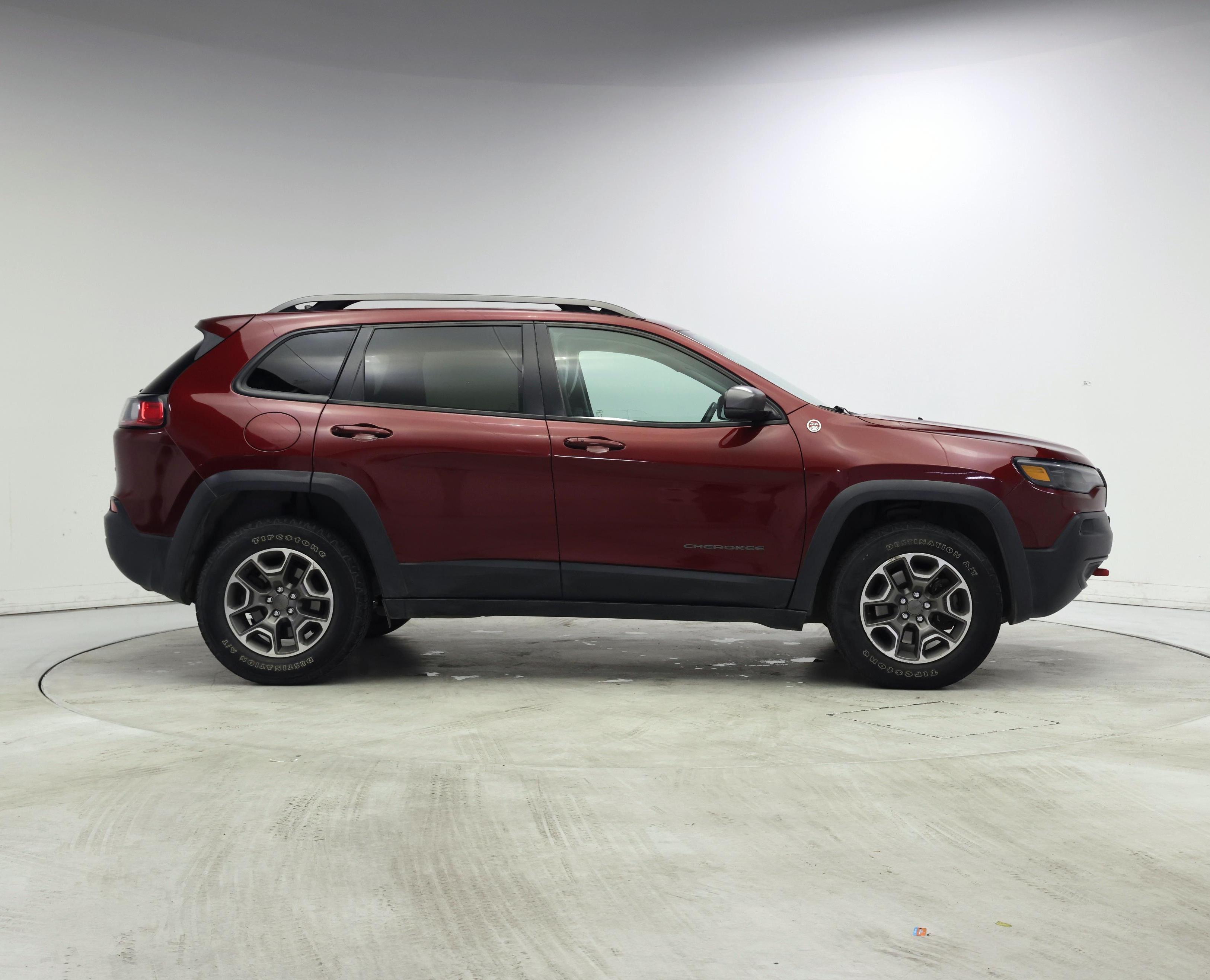 Thumbnail: 2020 Jeep Cherokee - 7