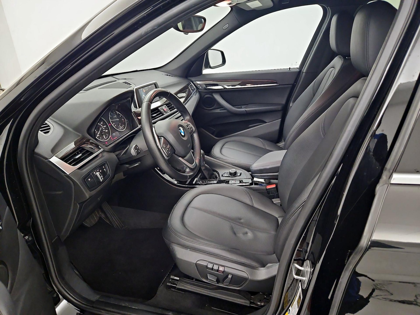2016 BMW X1 28i - Photo 12