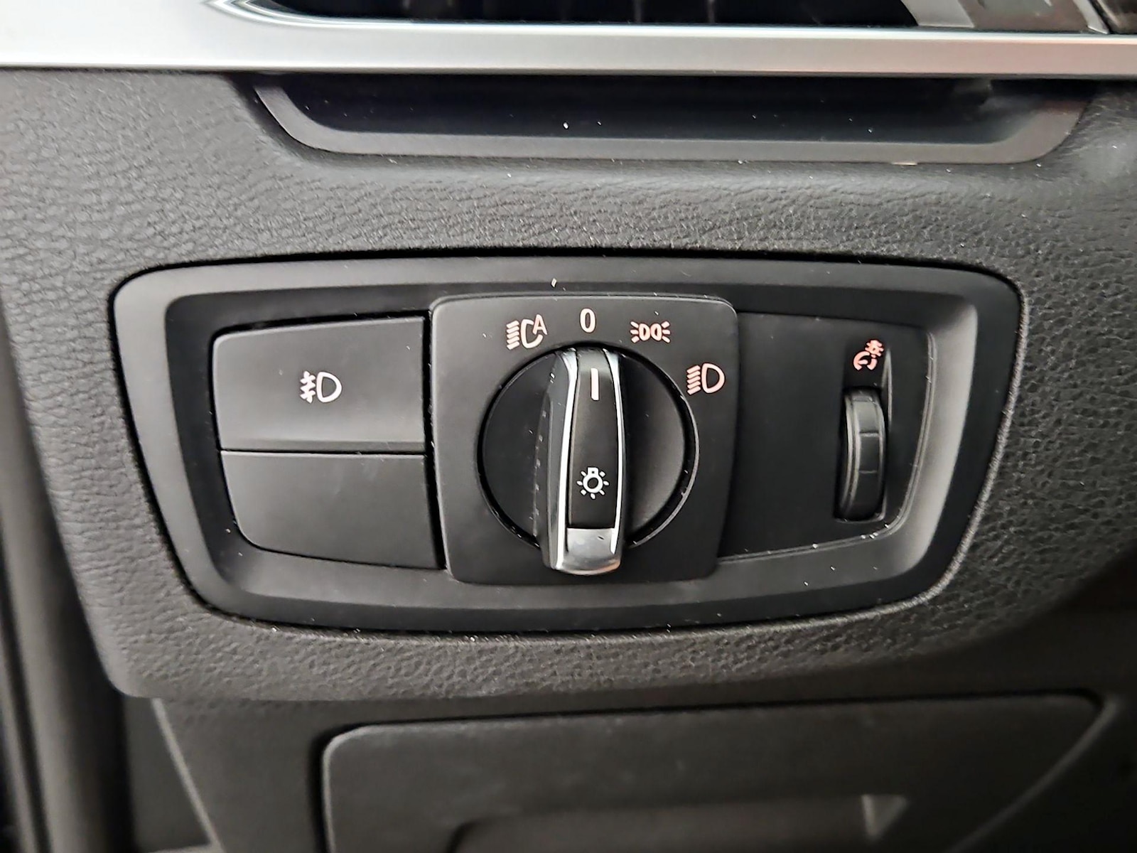 2016 BMW X1 28i - Photo 14