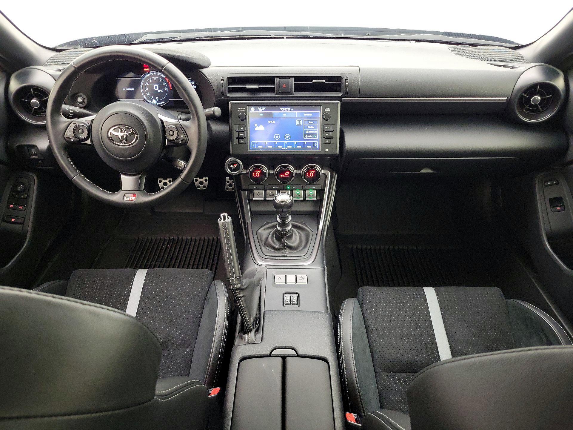 Thumbnail: 2025 Toyota GR86 - 9