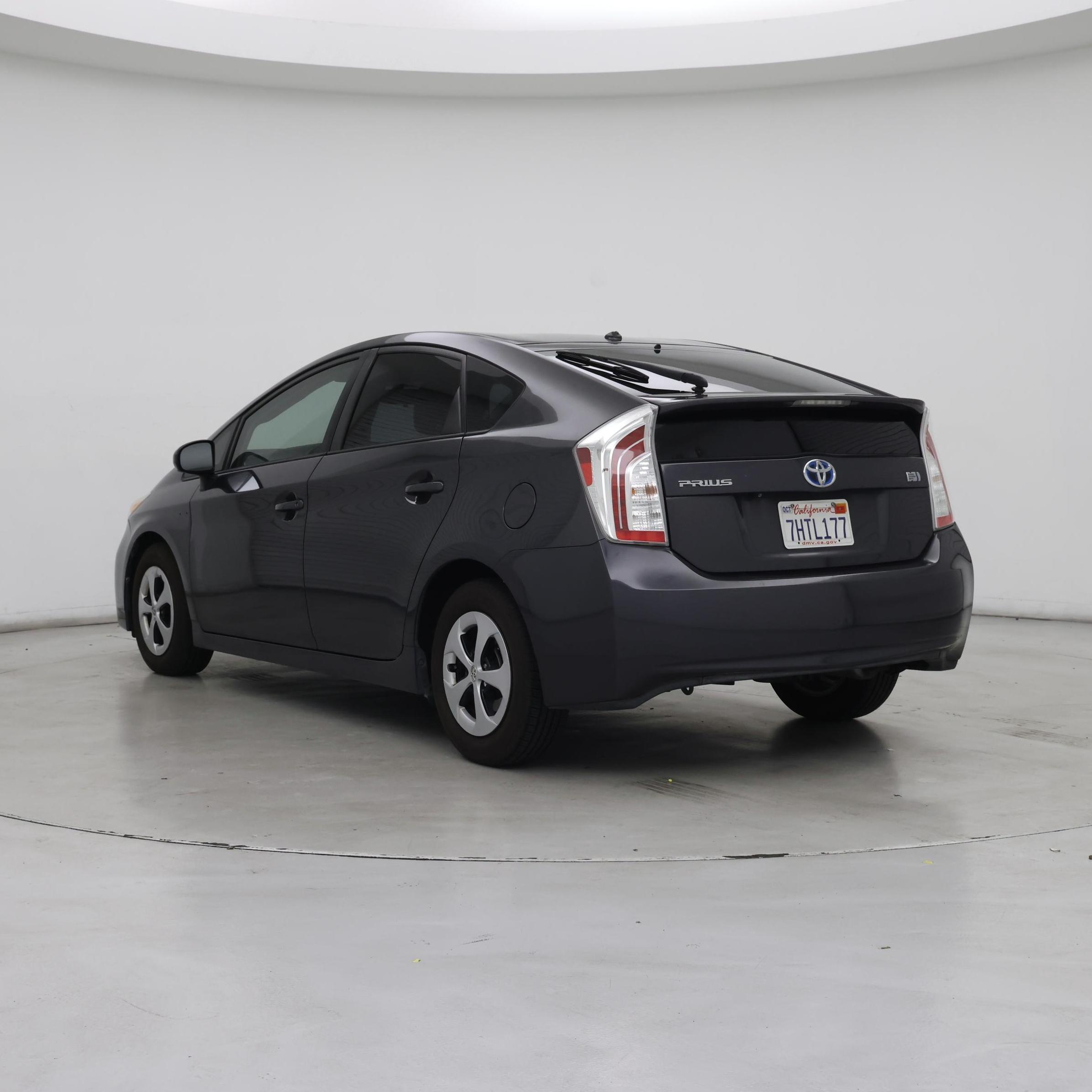 Thumbnail: 2015 Toyota Prius - 2