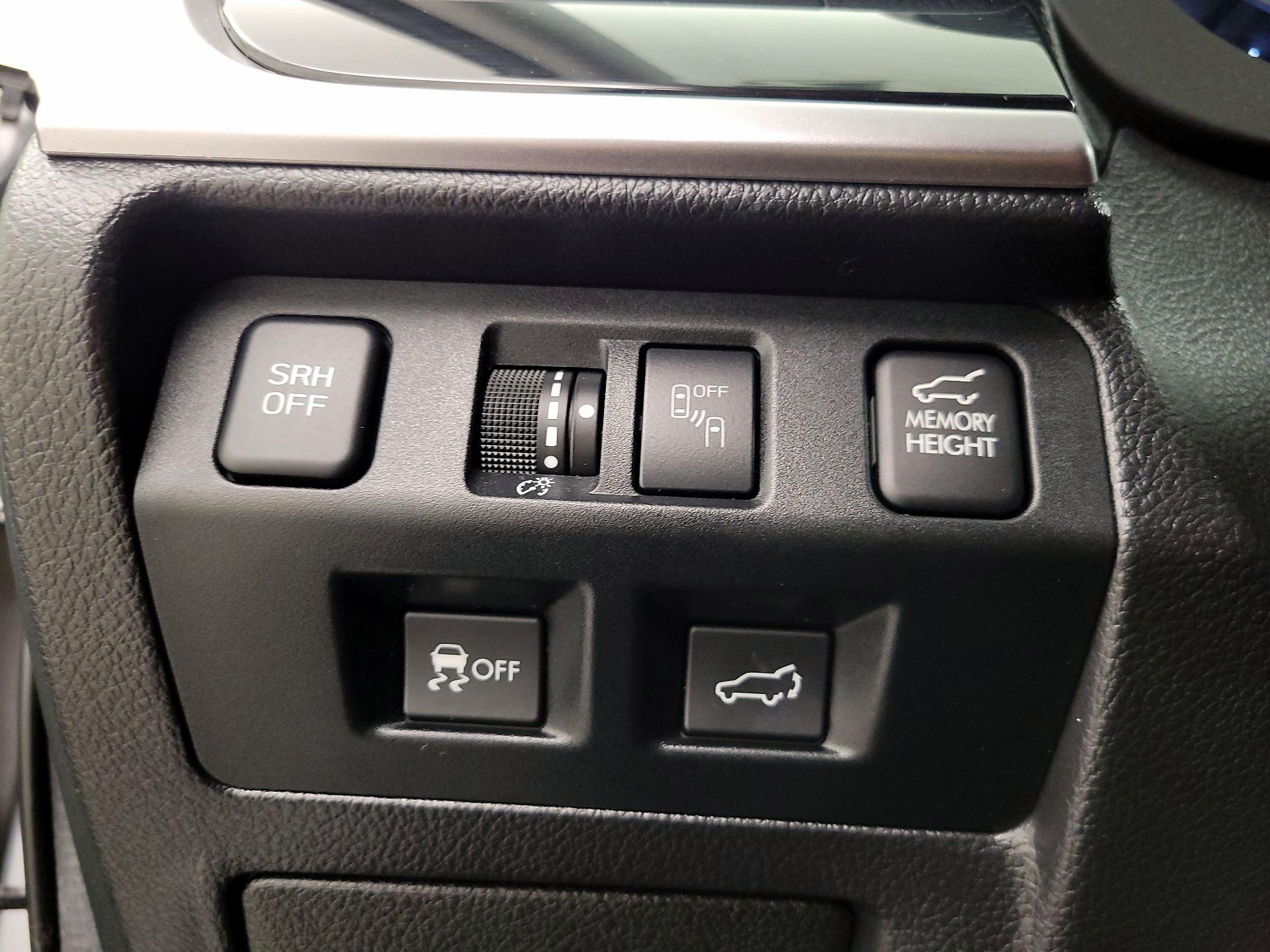 Thumbnail: 2017 Subaru Forester - 13