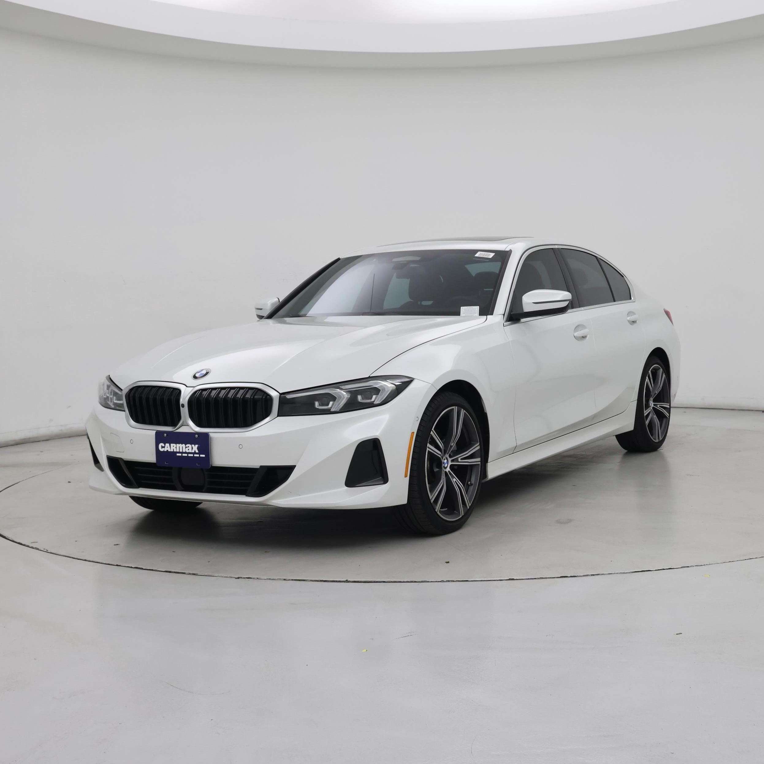 Thumbnail: 2024 BMW 3 Series - 4