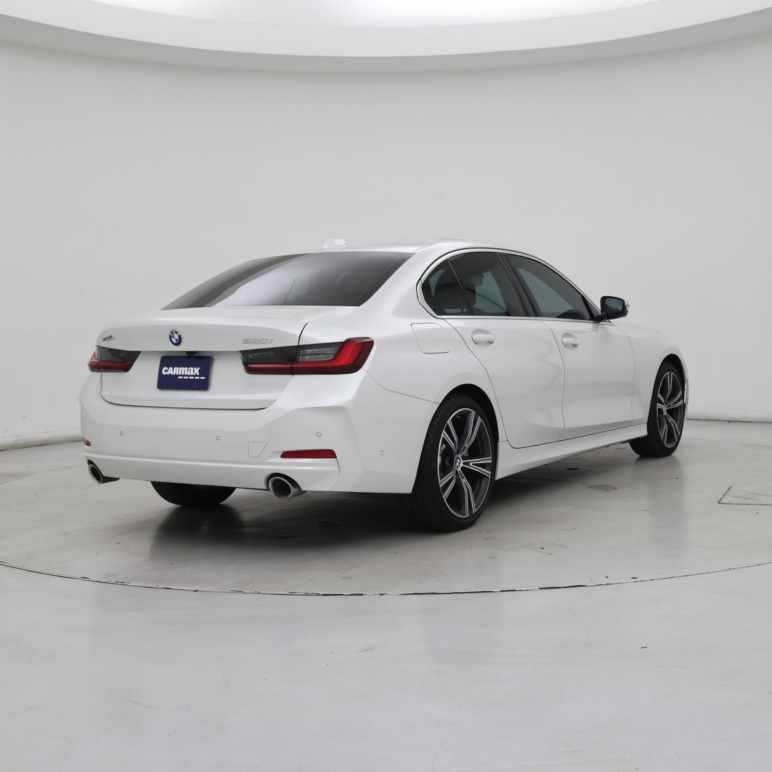 Thumbnail: 2024 BMW 3 Series - 8