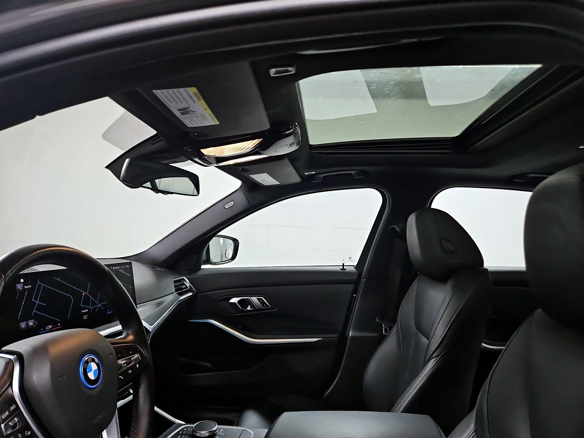 Thumbnail: 2023 BMW 3 Series - 20