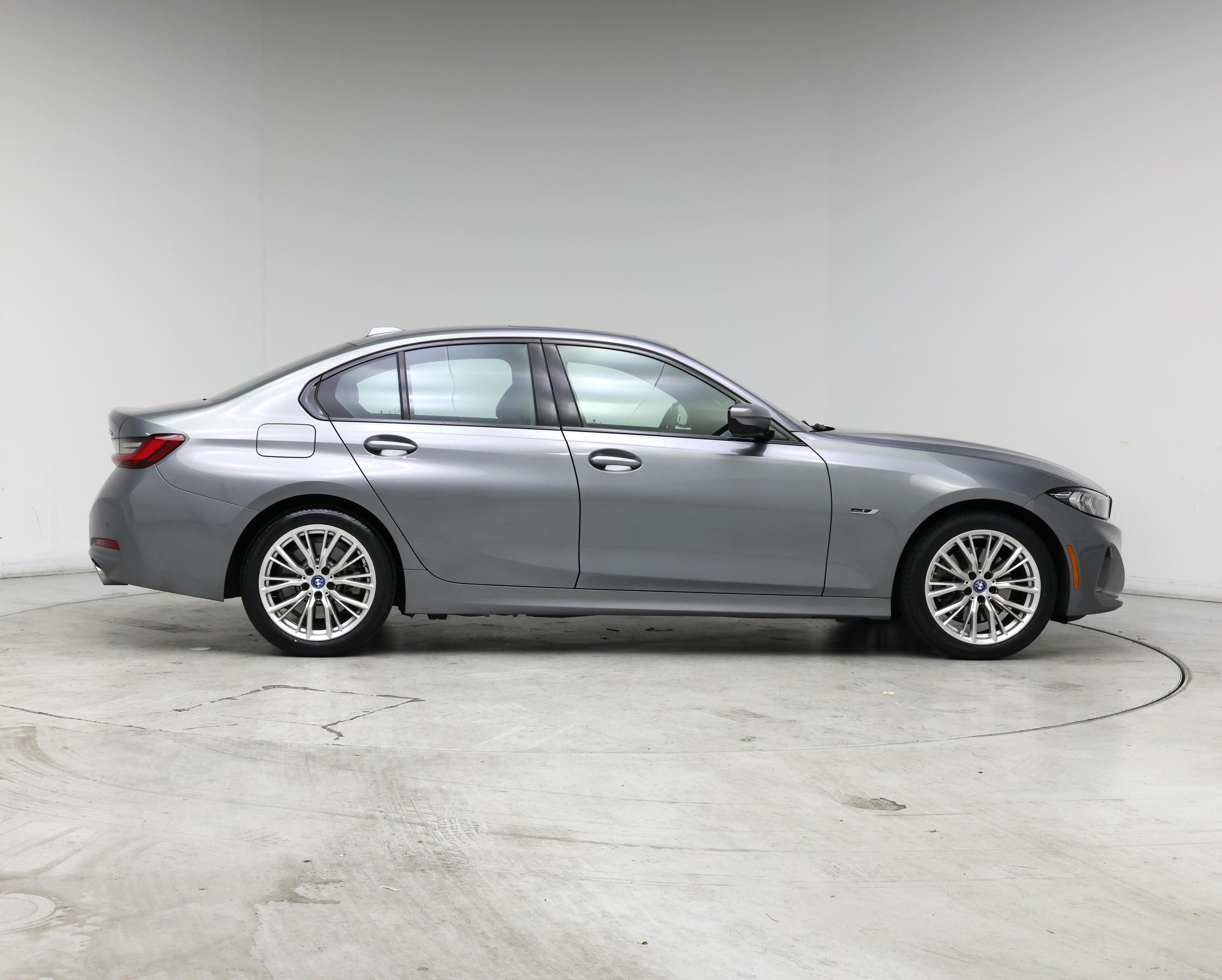 Thumbnail: 2023 BMW 3 Series - 7