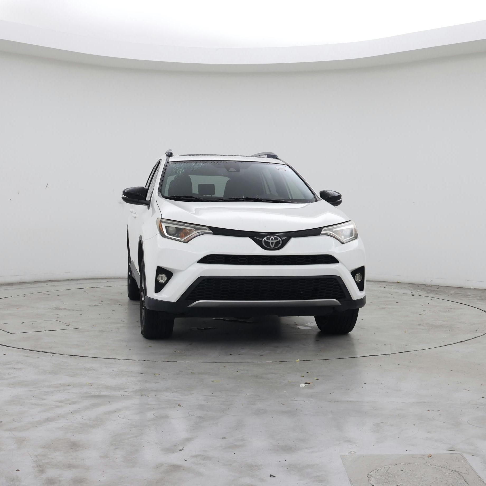 Thumbnail: 2018 Toyota RAV4 - 5