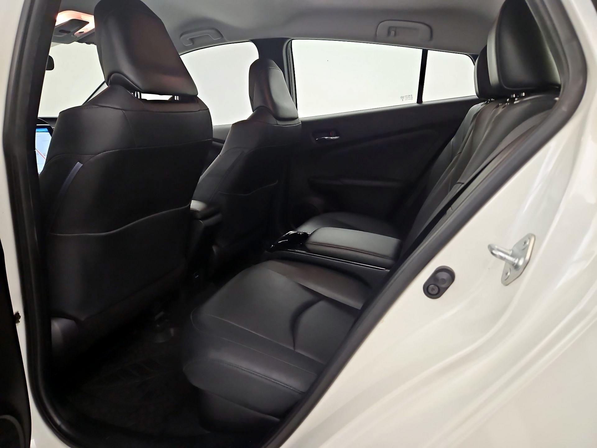 Thumbnail: 2019 Toyota Prius Prime - 20