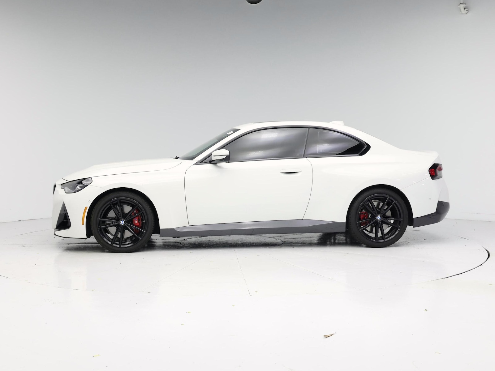 2022 BMW 2 Series 230i - Photo 4