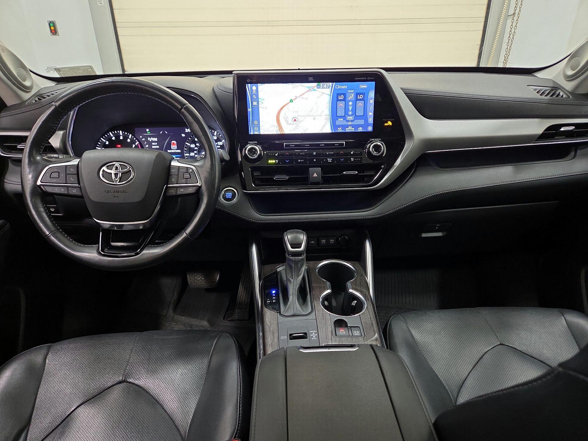 Thumbnail: 2021 Toyota Highlander - 9