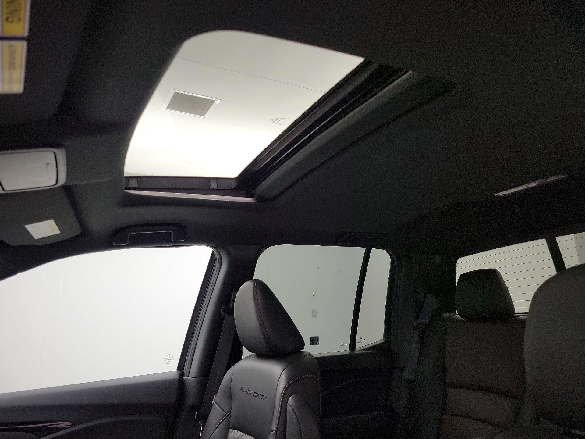 Thumbnail: 2019 Honda Ridgeline - 19