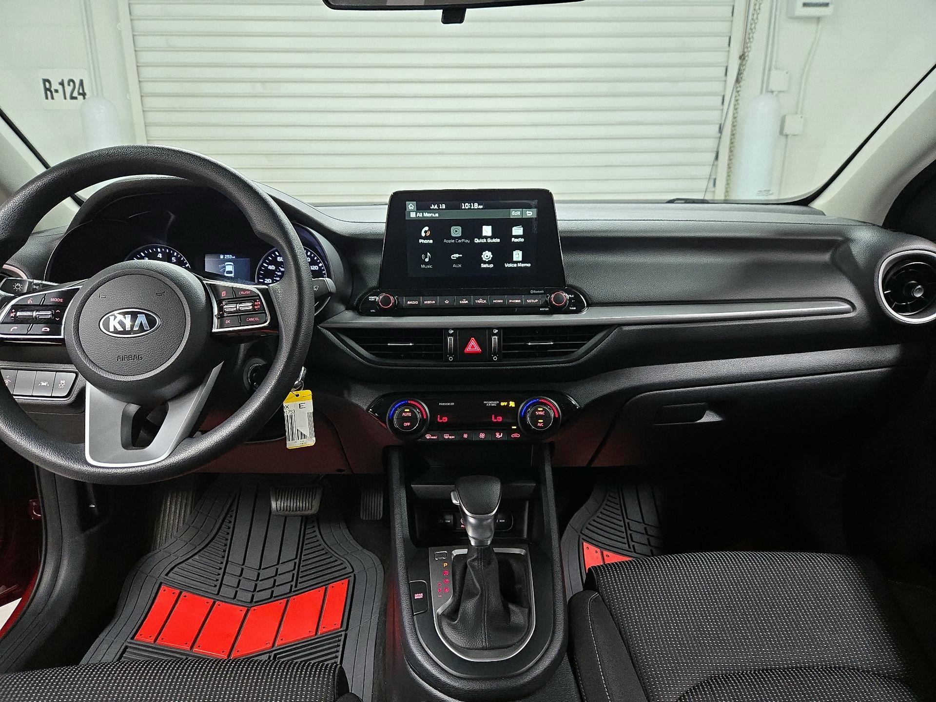 Thumbnail: 2019 Kia Forte - 9