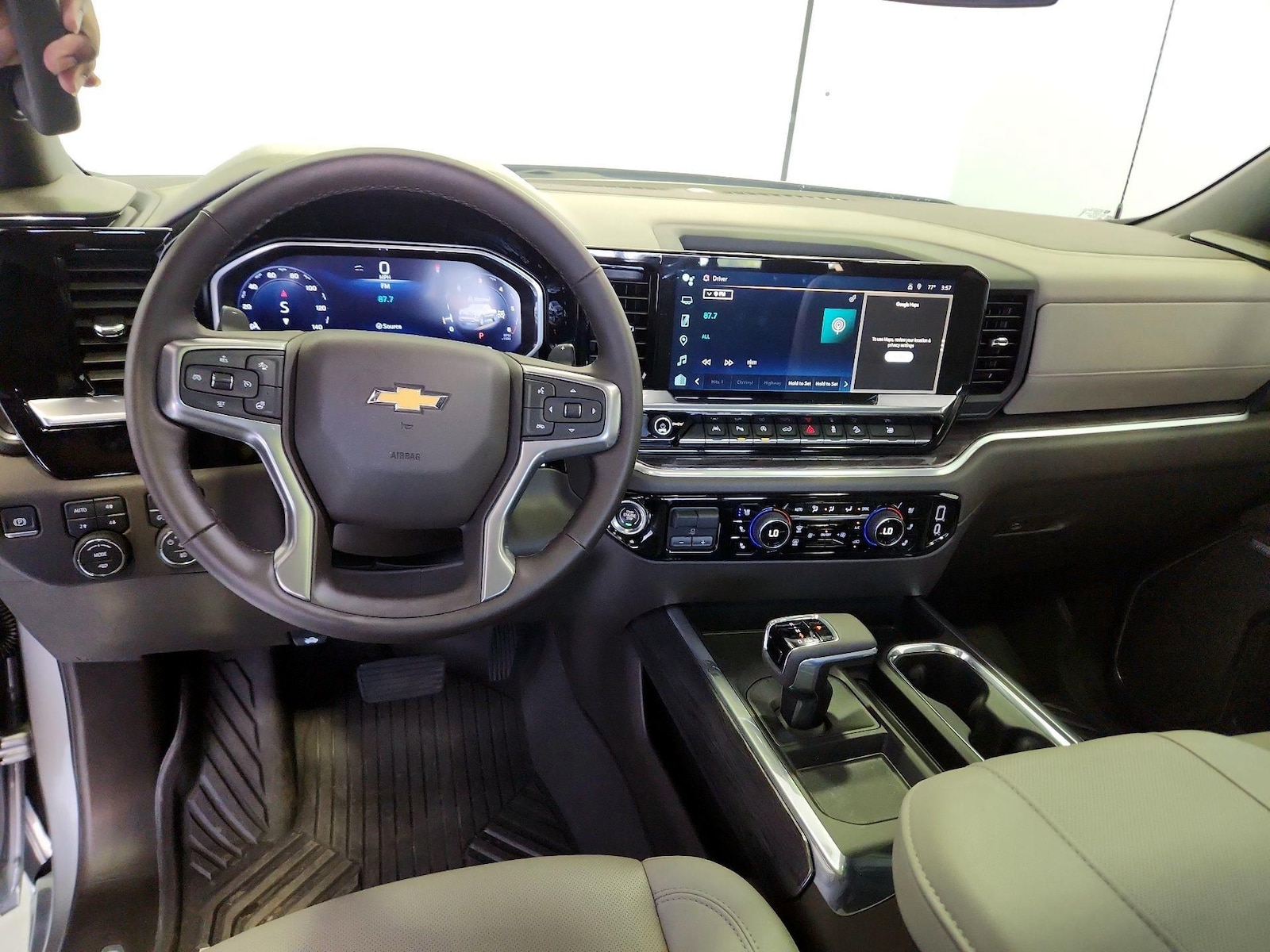 2026 Chevrolet Silverado 1500 LTZ - Photo 10