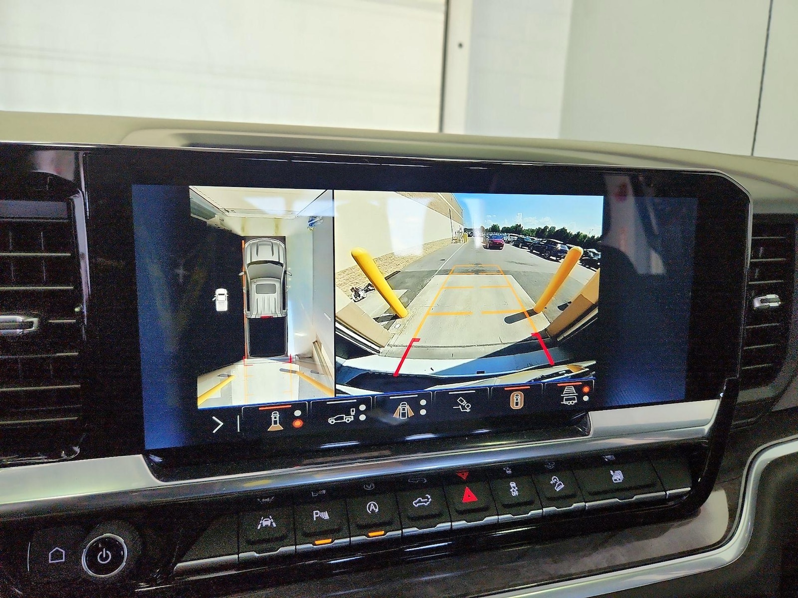 2026 Chevrolet Silverado 1500 LTZ - Photo 15