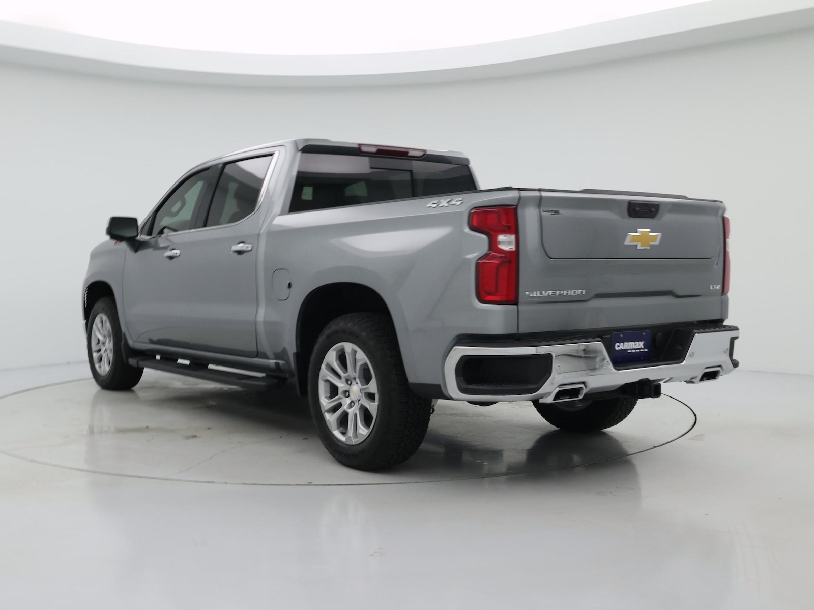 2026 Chevrolet Silverado 1500 LTZ - Photo 3