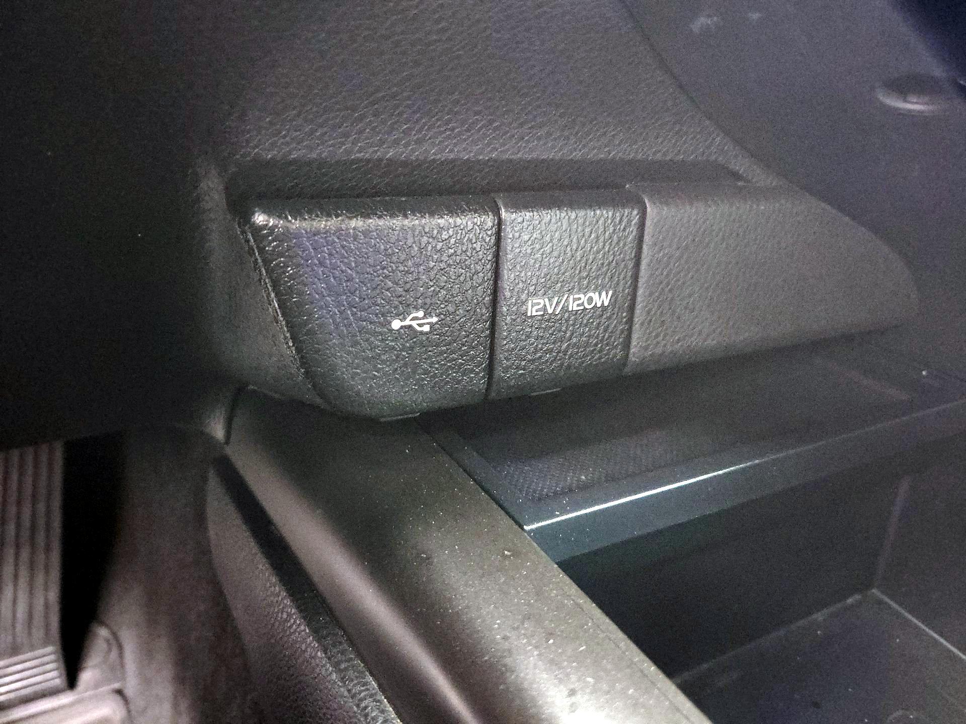 Thumbnail: 2021 Toyota Camry - 18