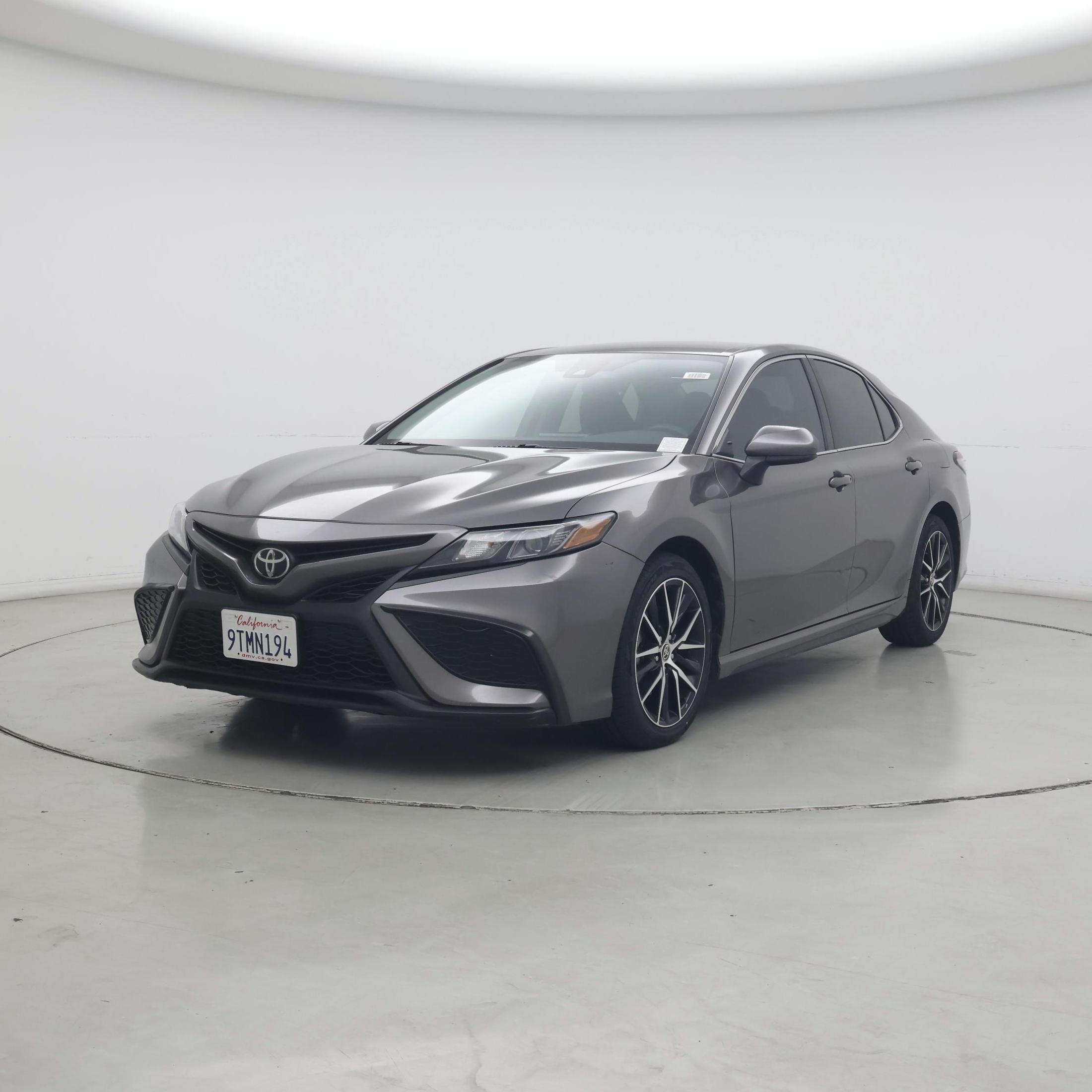 Thumbnail: 2021 Toyota Camry - 4