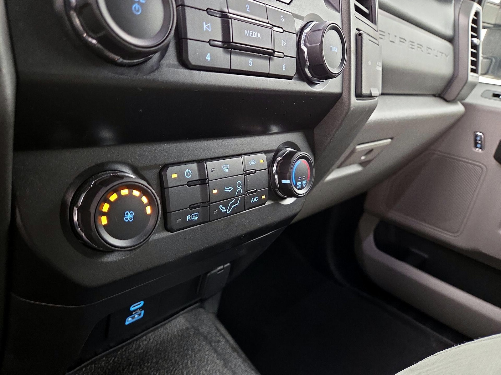 2020 Ford F-250 Super Duty XL - Photo 17