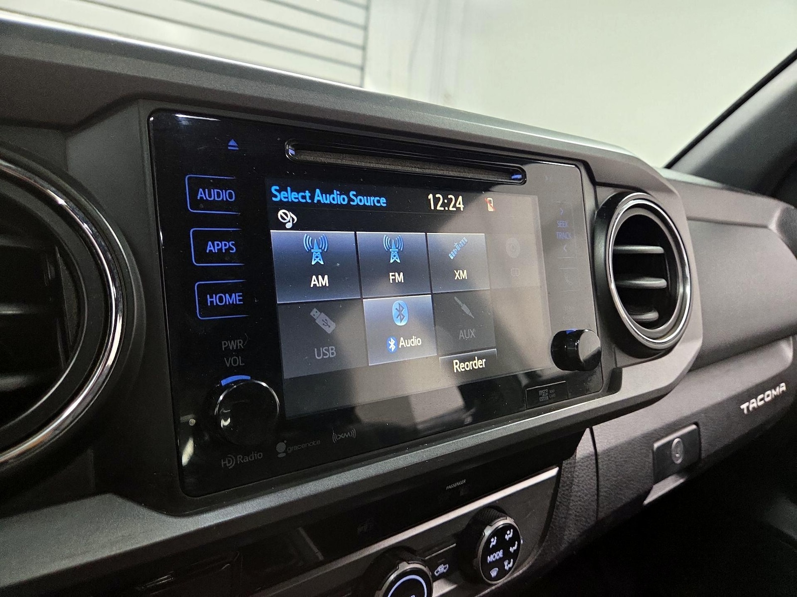 2017 Toyota Tacoma TRD Sport - Photo 12