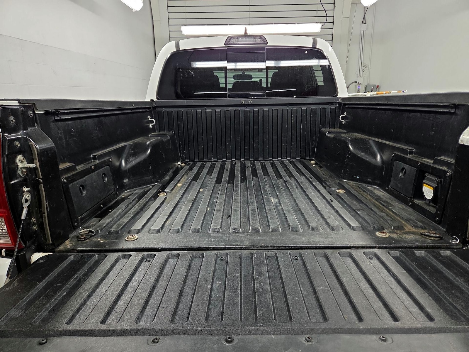 2017 Toyota Tacoma TRD Sport - Photo 15