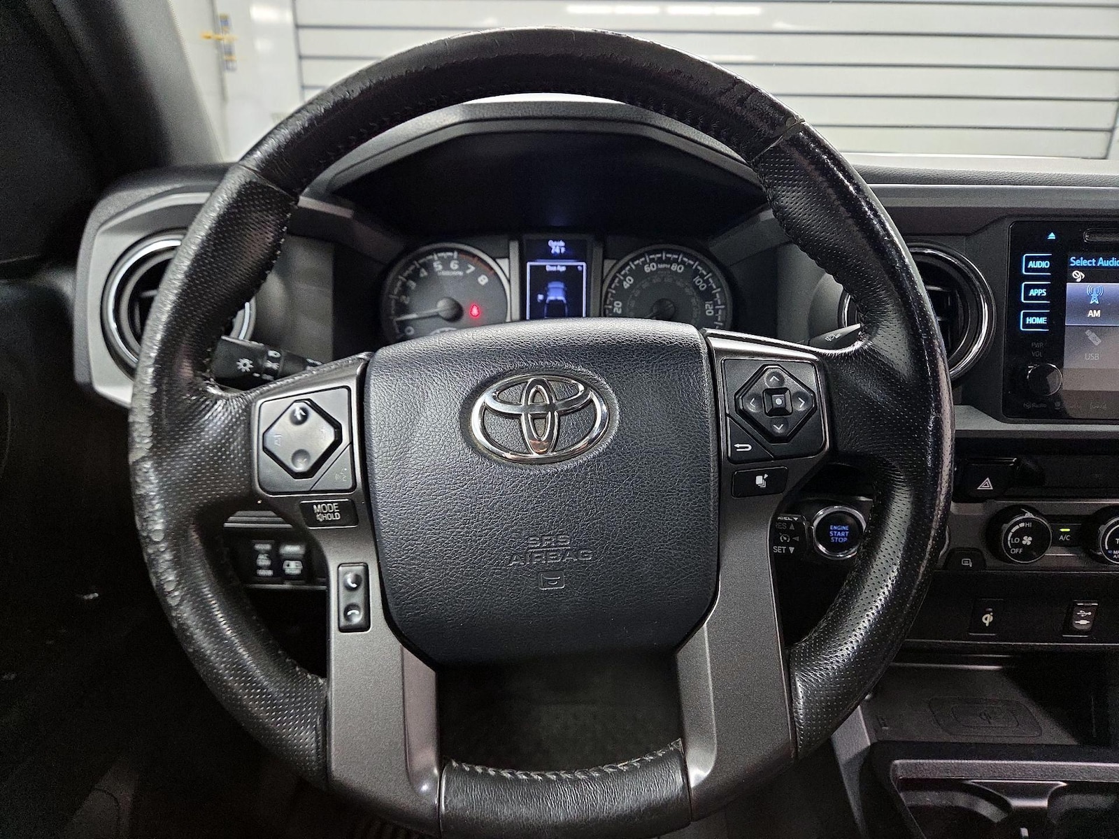 2017 Toyota Tacoma TRD Sport - Photo 9