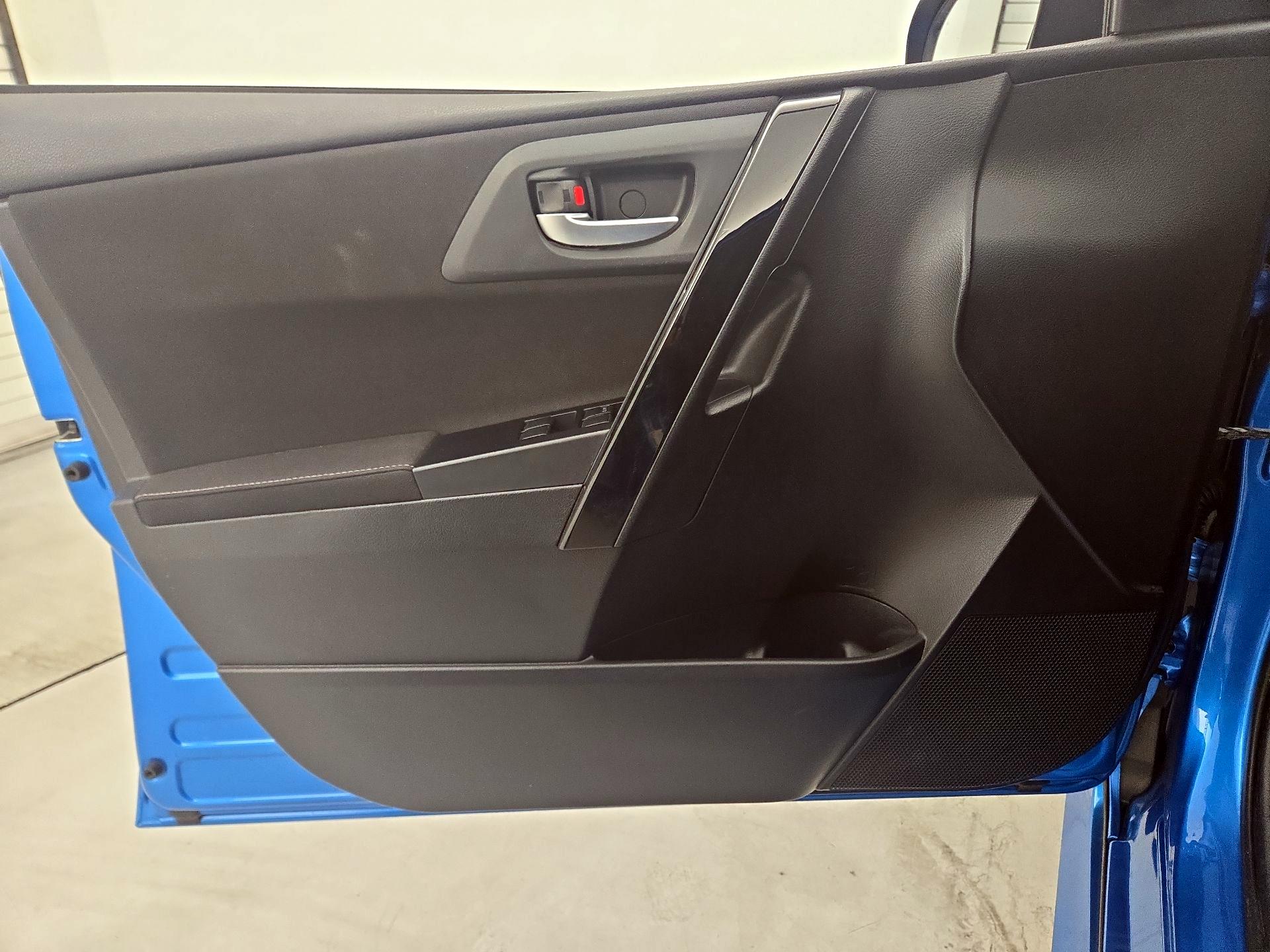 Thumbnail: 2018 Toyota Corolla iM - 12