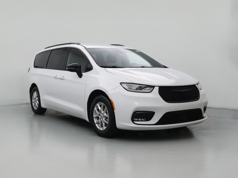 2024 Chrysler Pacifica Touring L -
                  Tolleson, AZ