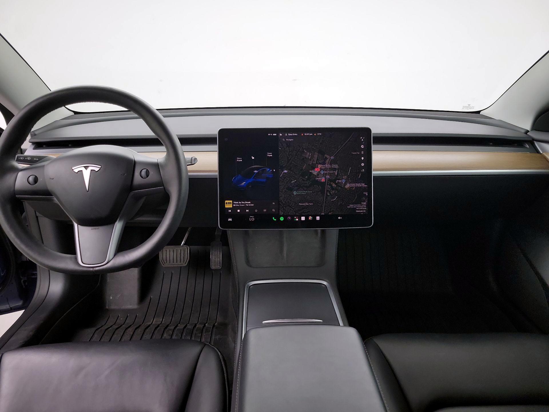 Thumbnail: 2023 Tesla Model 3 - 8