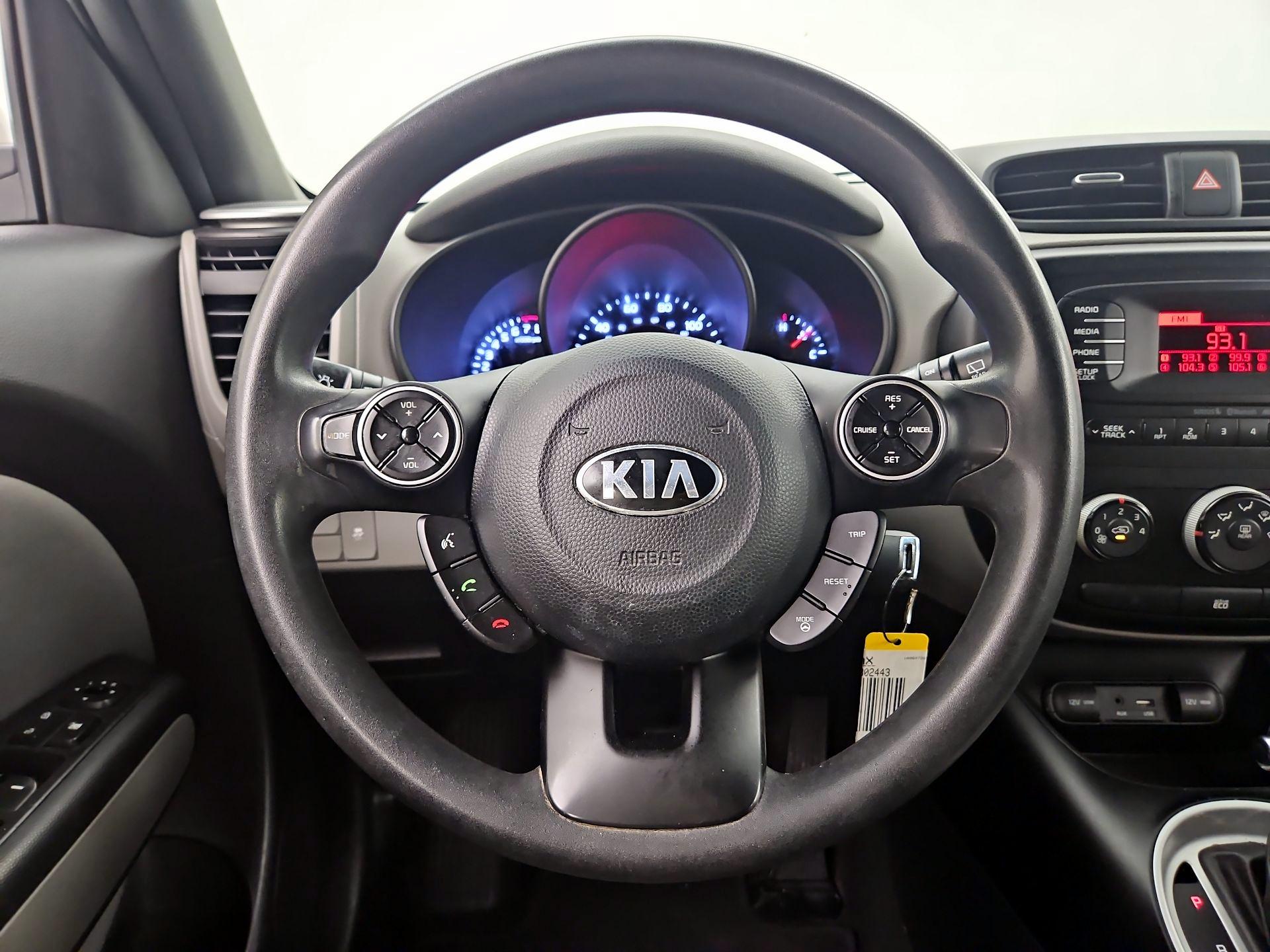Thumbnail: 2016 Kia Soul - 10