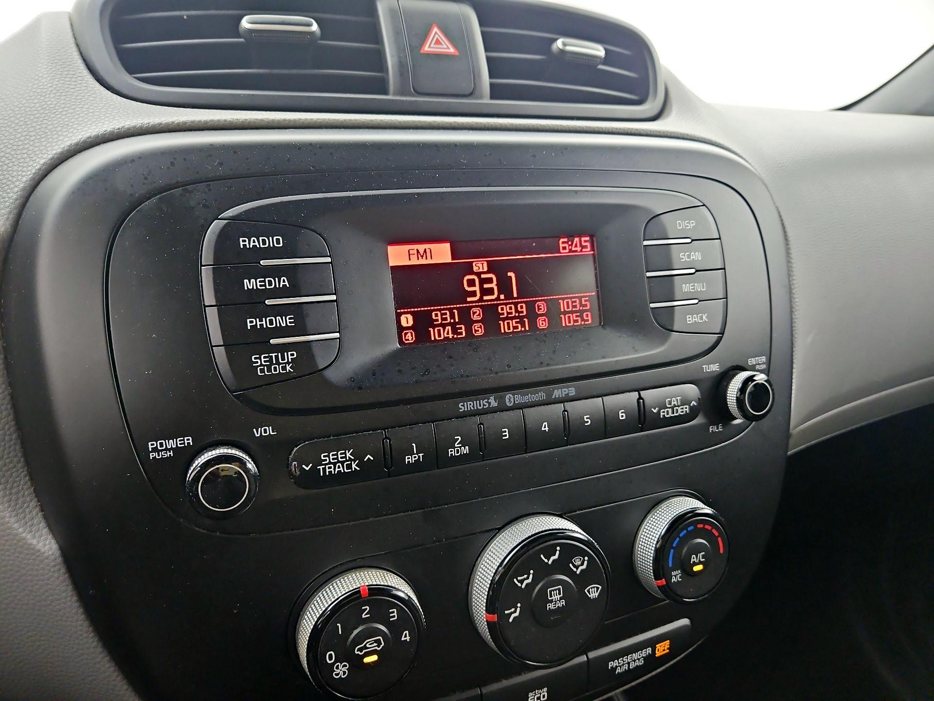 Thumbnail: 2016 Kia Soul - 14
