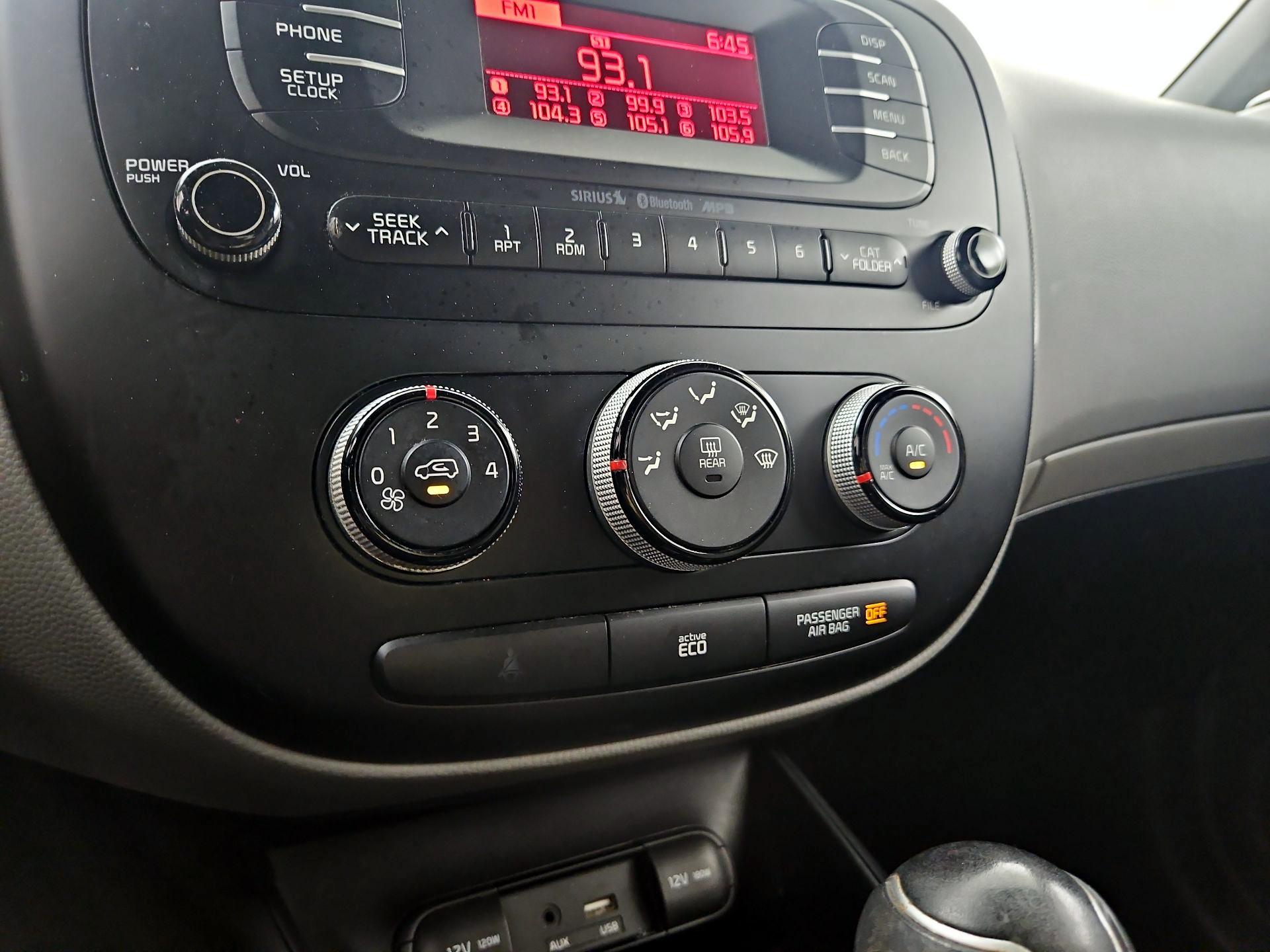 Thumbnail: 2016 Kia Soul - 15