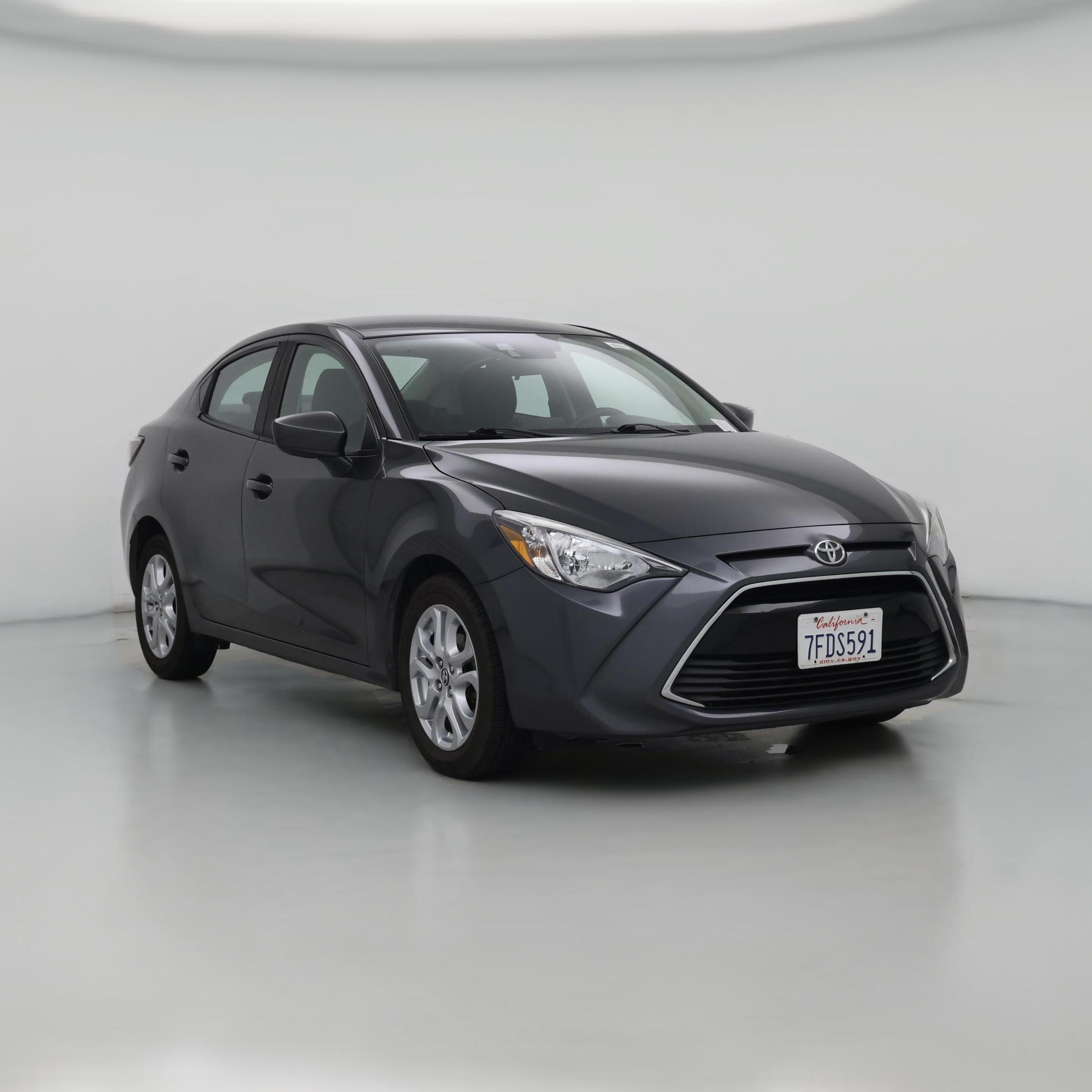 Thumbnail: 2017 Toyota Yaris iA - 1