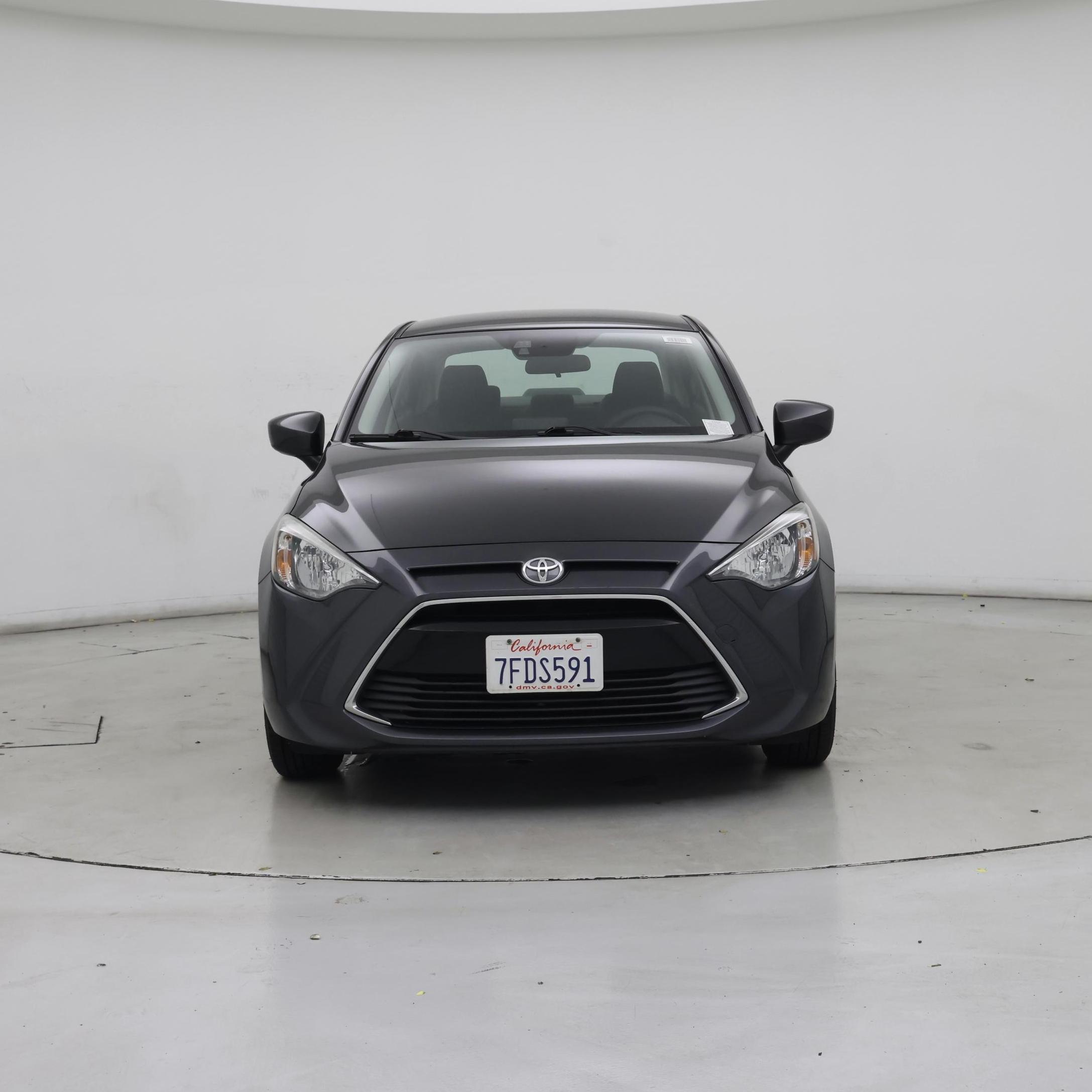Thumbnail: 2017 Toyota Yaris iA - 5