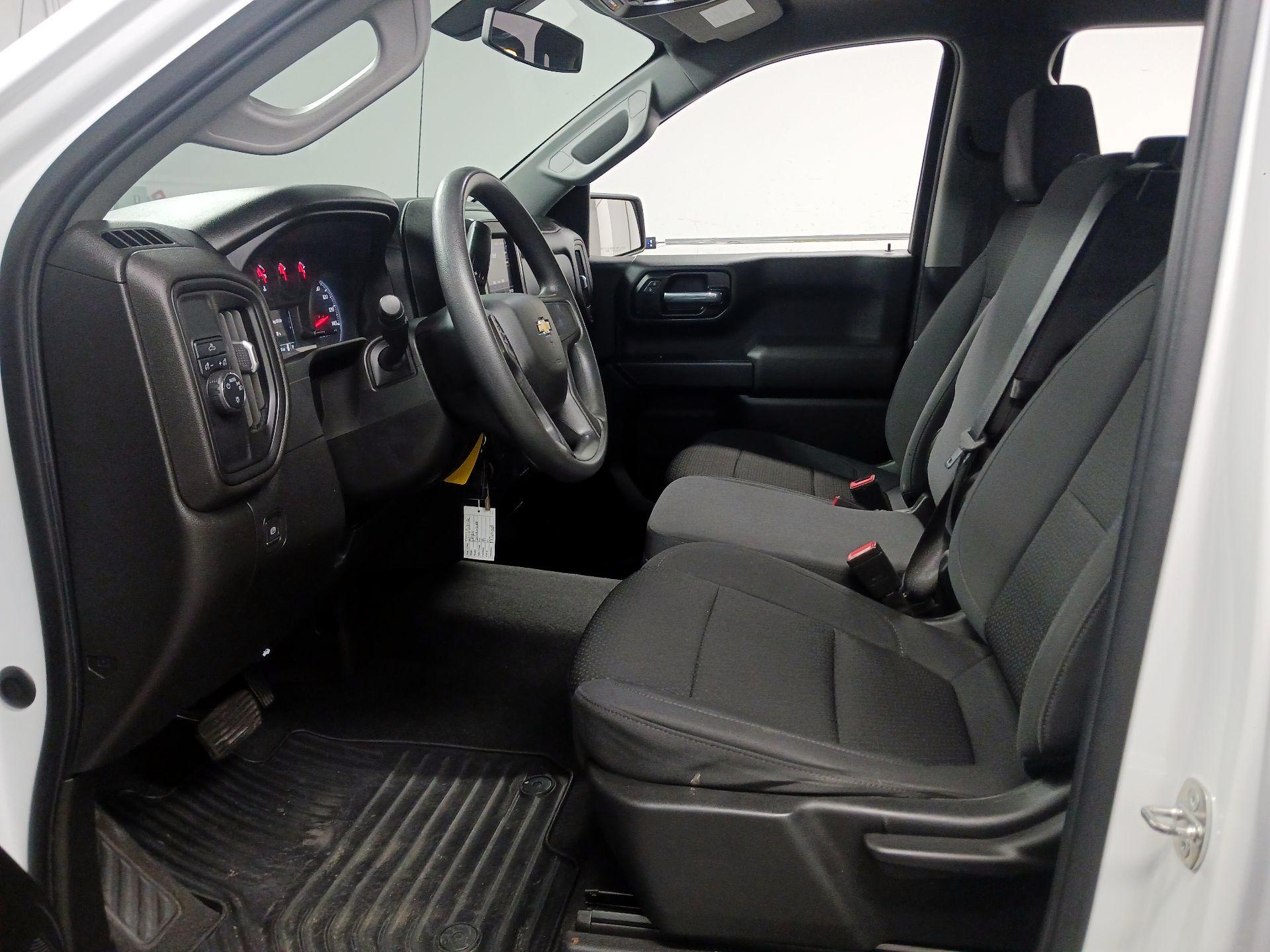 Thumbnail: 2021 Chevrolet Silverado 1500 - 9