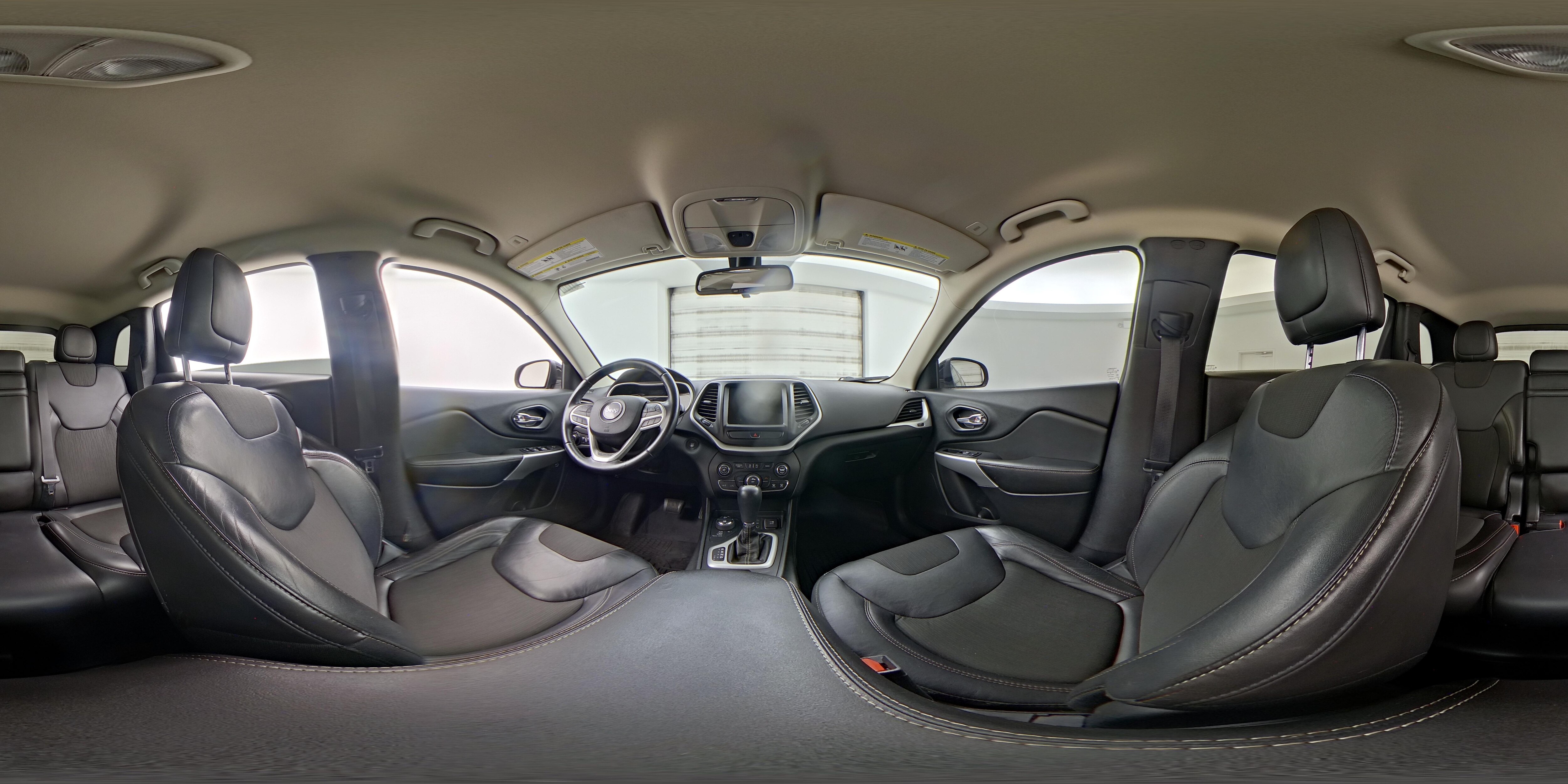 2018 Jeep Cherokee Latitude Plus - Photo 24