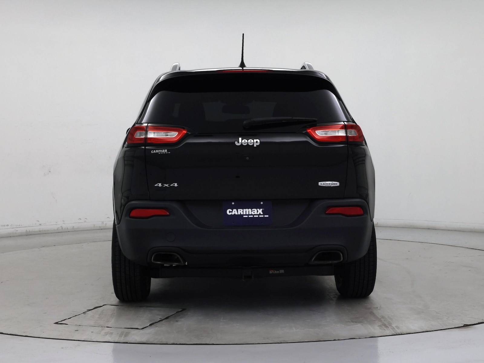 2018 Jeep Cherokee Latitude Plus - Photo 7